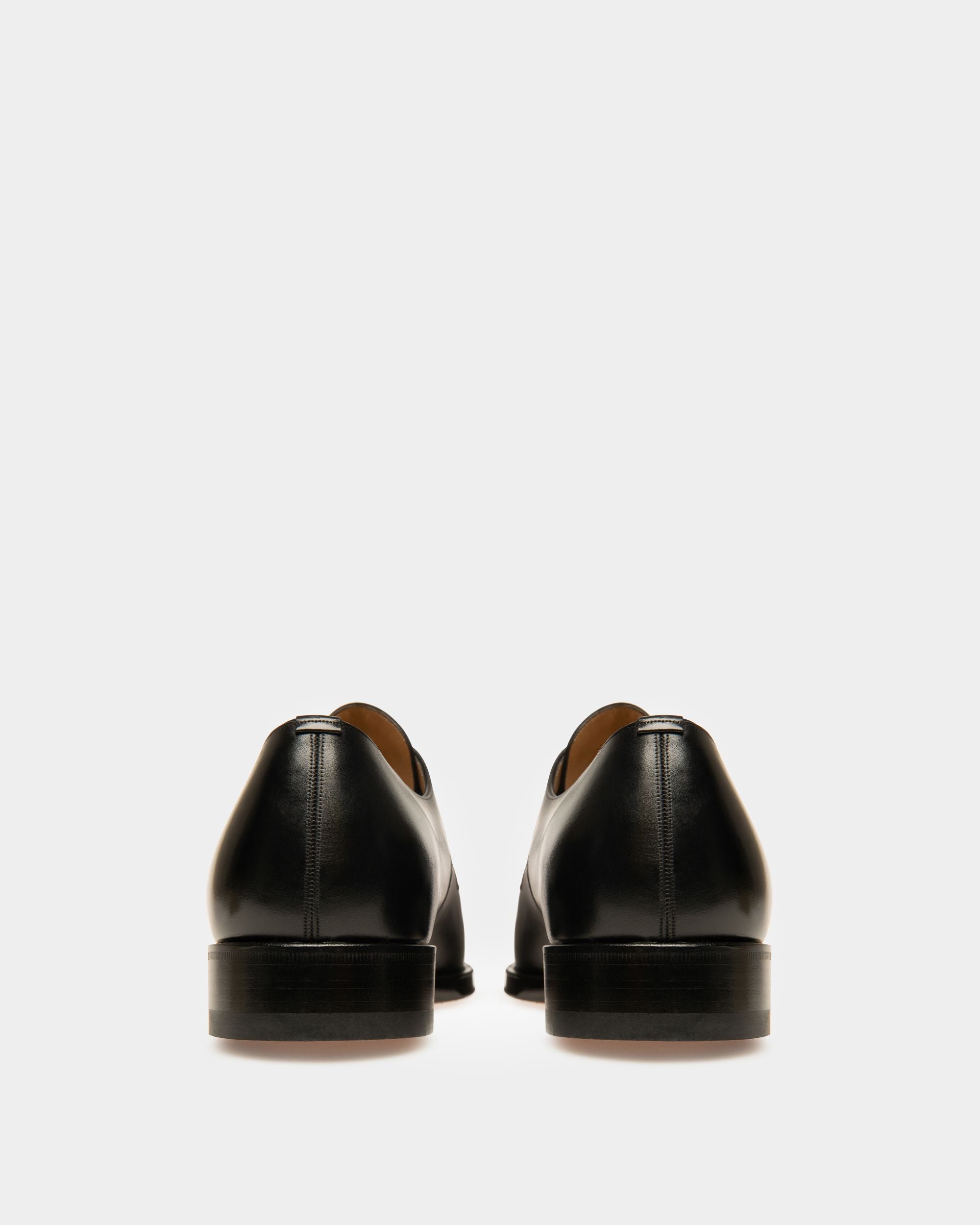 Bally Global - Scamardo Men's Leather Derby Lace-Up Shoe In Black - Black