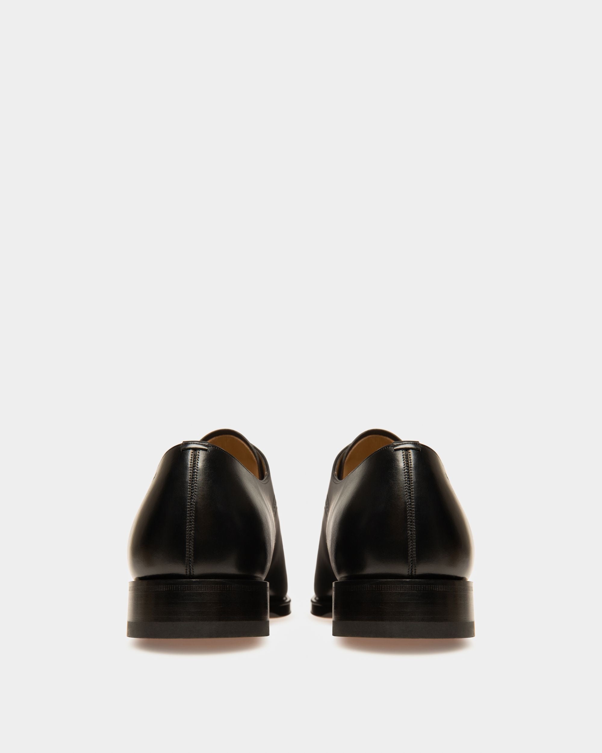 Bally Global - Scanio Men's Leather Oxford Lace-Up Shoe In Black - Black