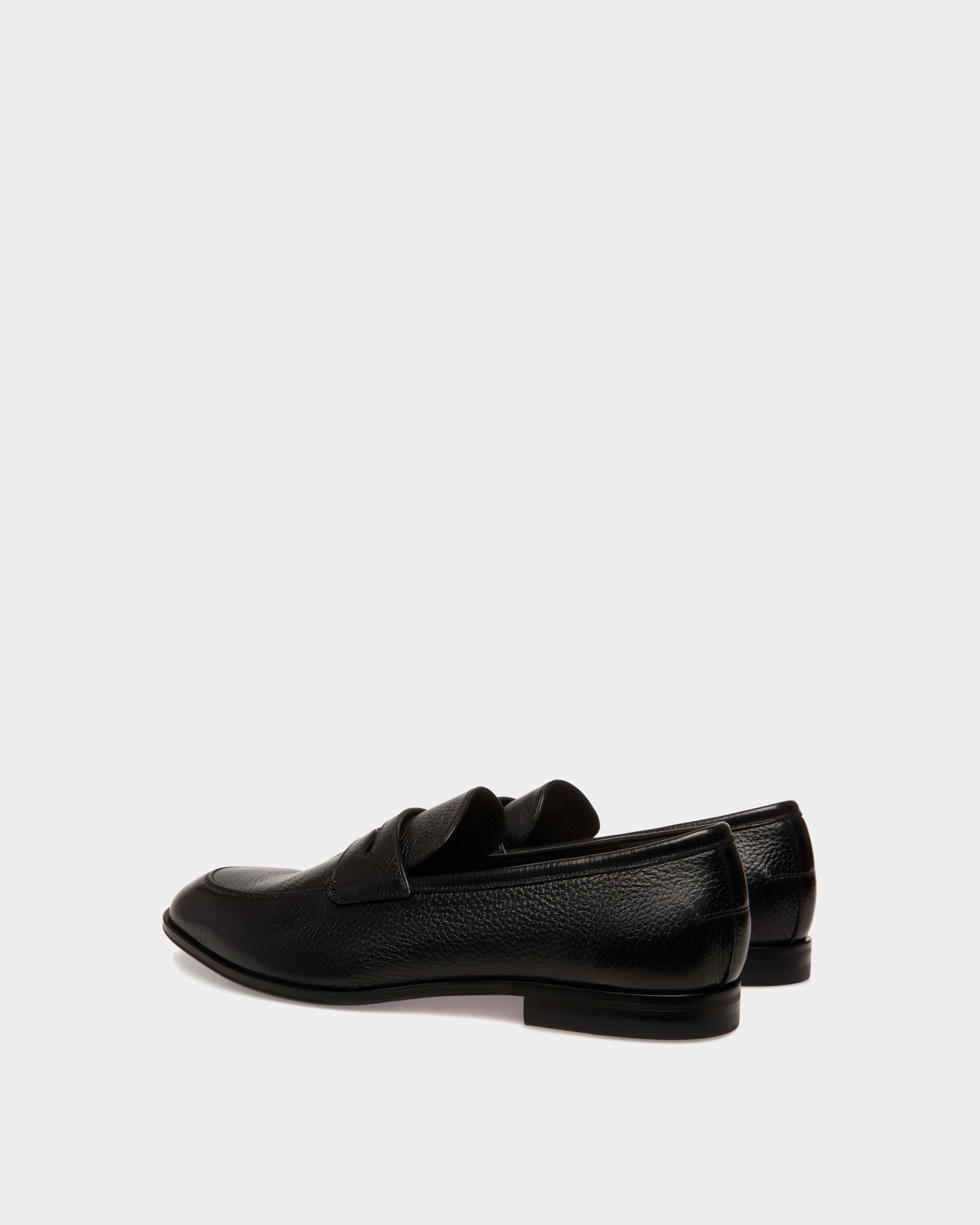 Bally Global - Webb Leather Loafers In Black - Black