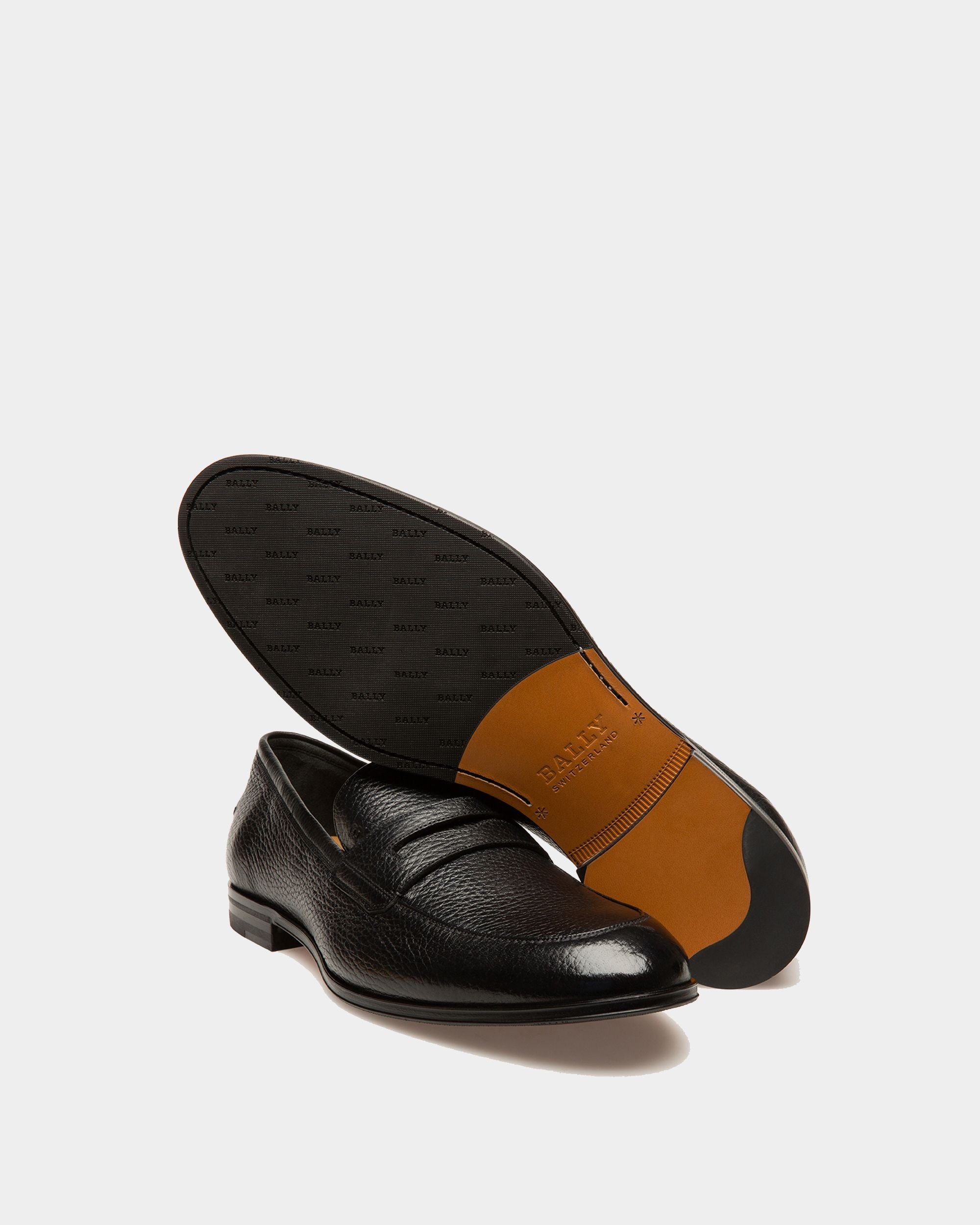 Bally Global - Webb Leather Loafers In Black - Black