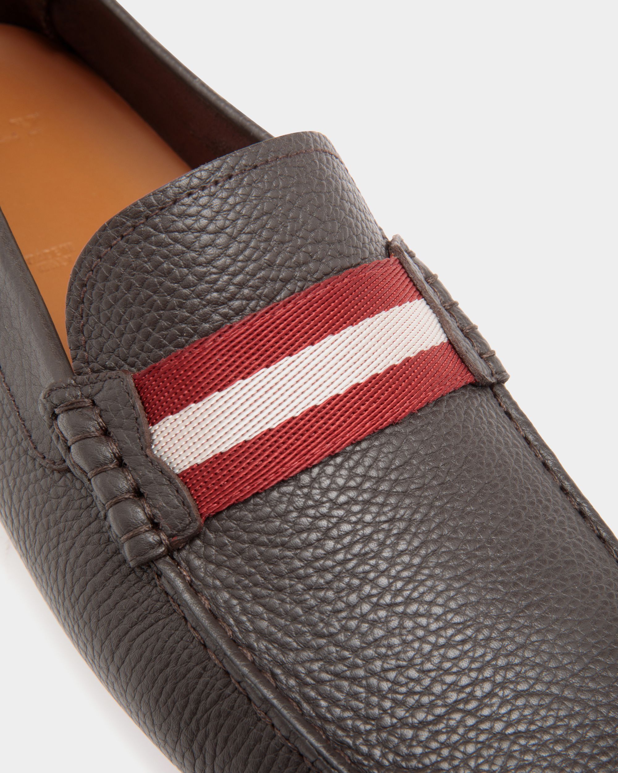 Bally Global - Driver In Grey Grained Leather - Grey