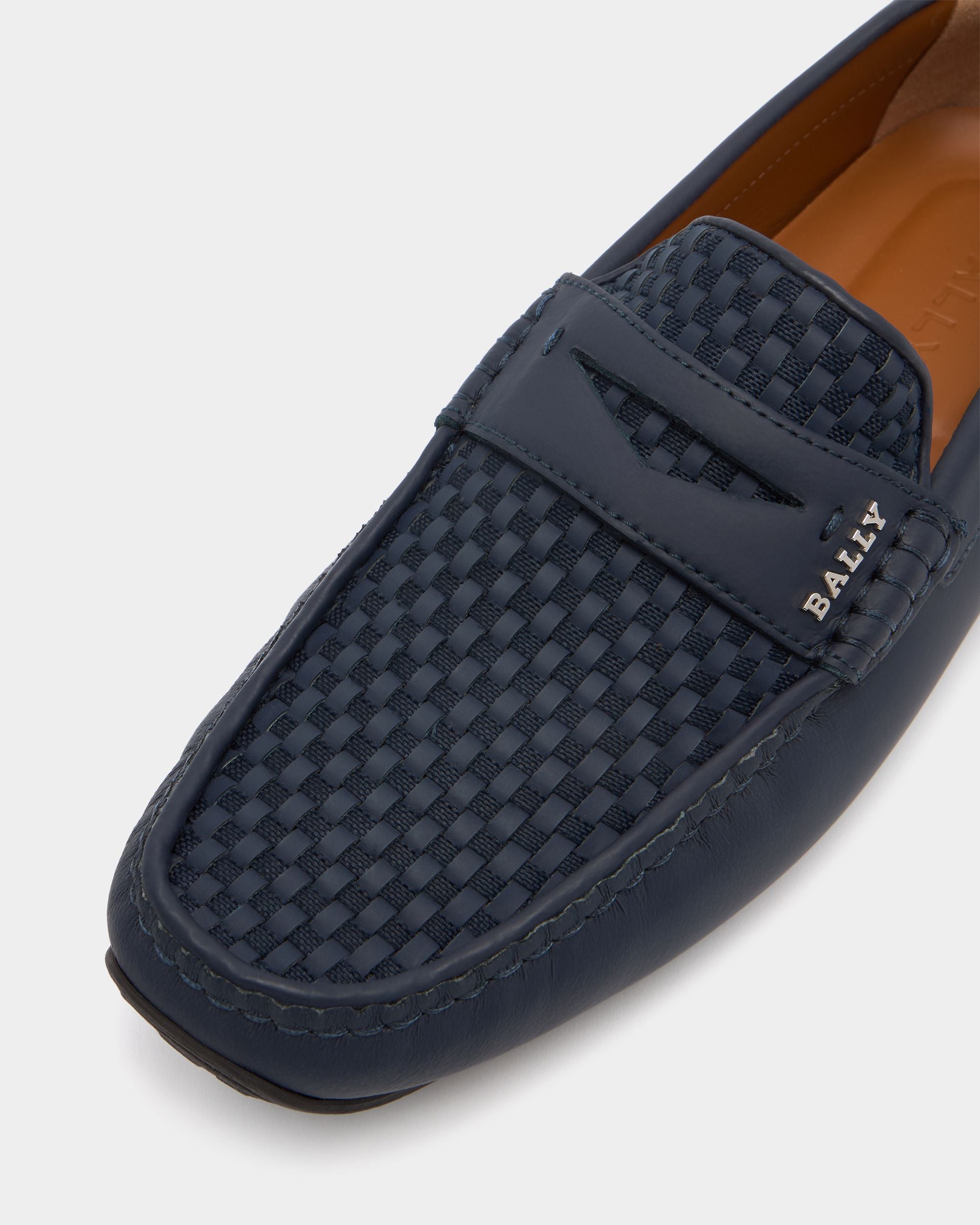 Bally Global - Pikat Men's Rubber Coated Interwoven Calf Leather Driver In Ink - Azul