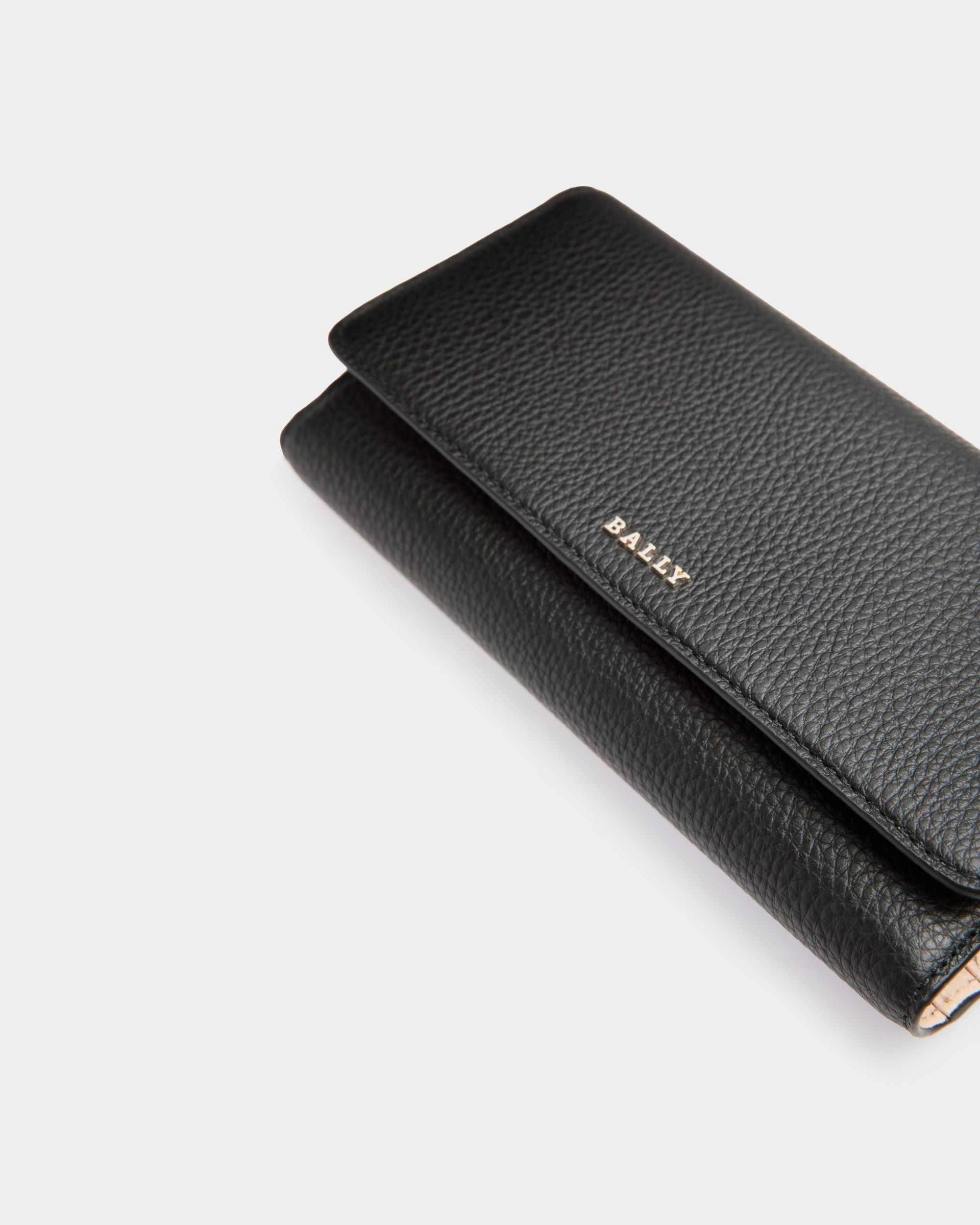 Bally Global - Continental Wallet in Black Grained Leather - Black