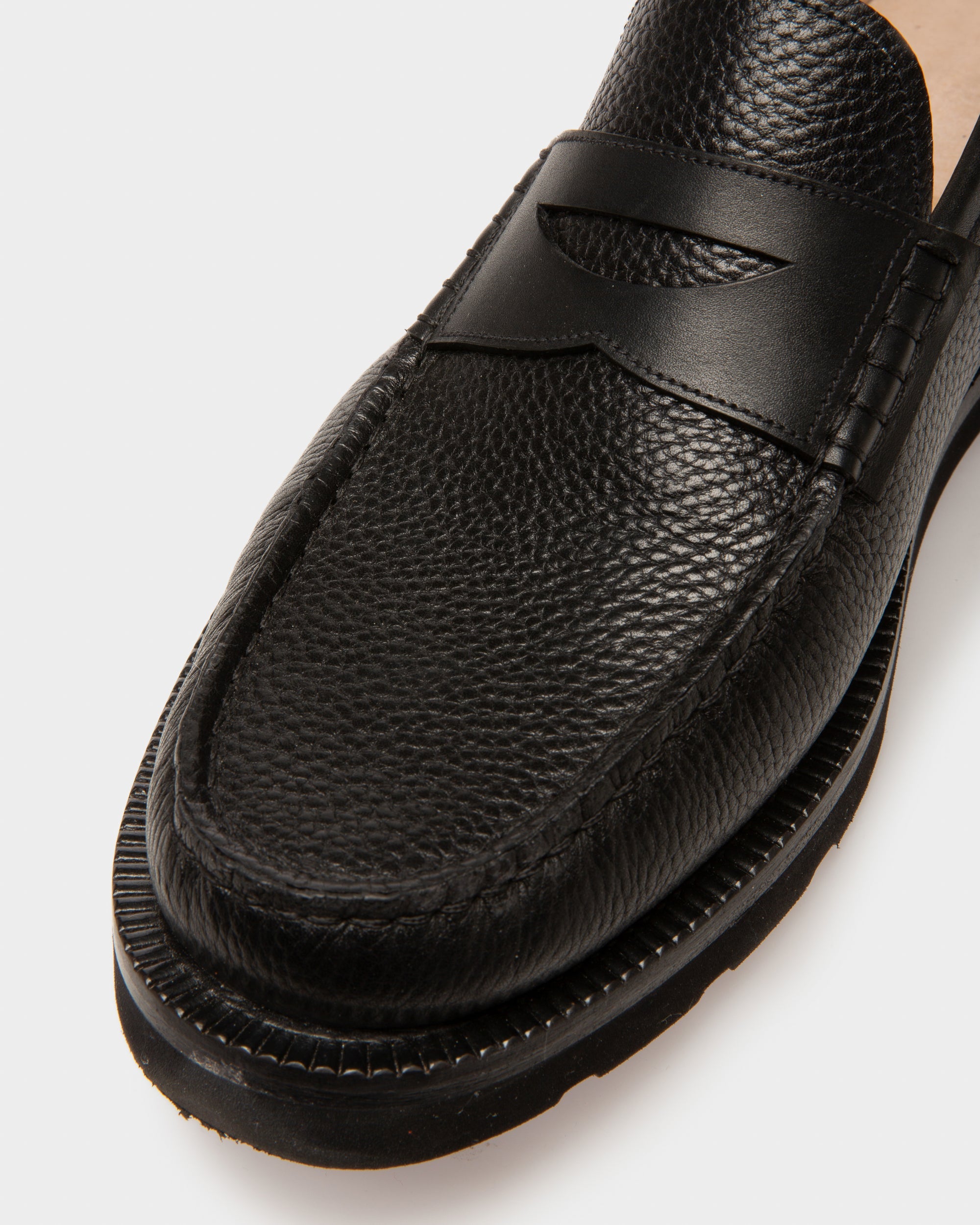 Bally Global - Noah Leather Loafers In Black - Black