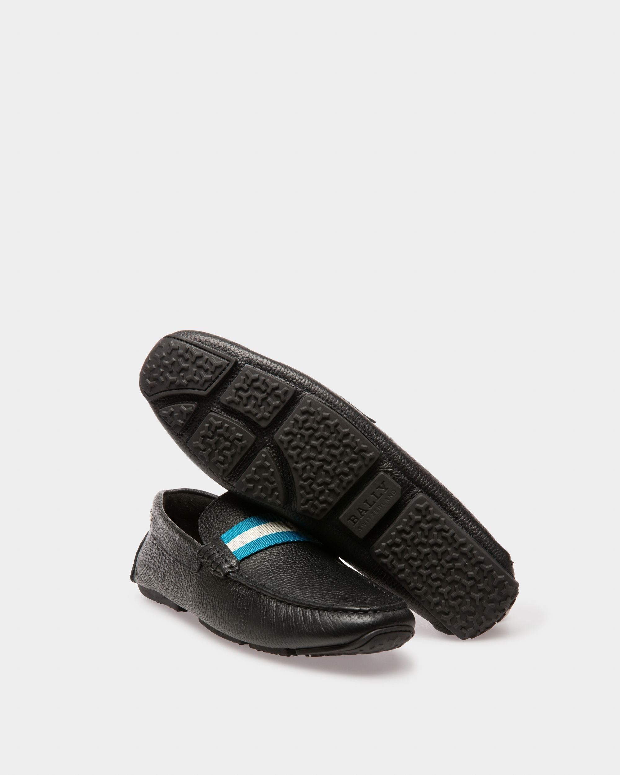 Bally Global - Pilot Driver in Black Grained Leather - Black