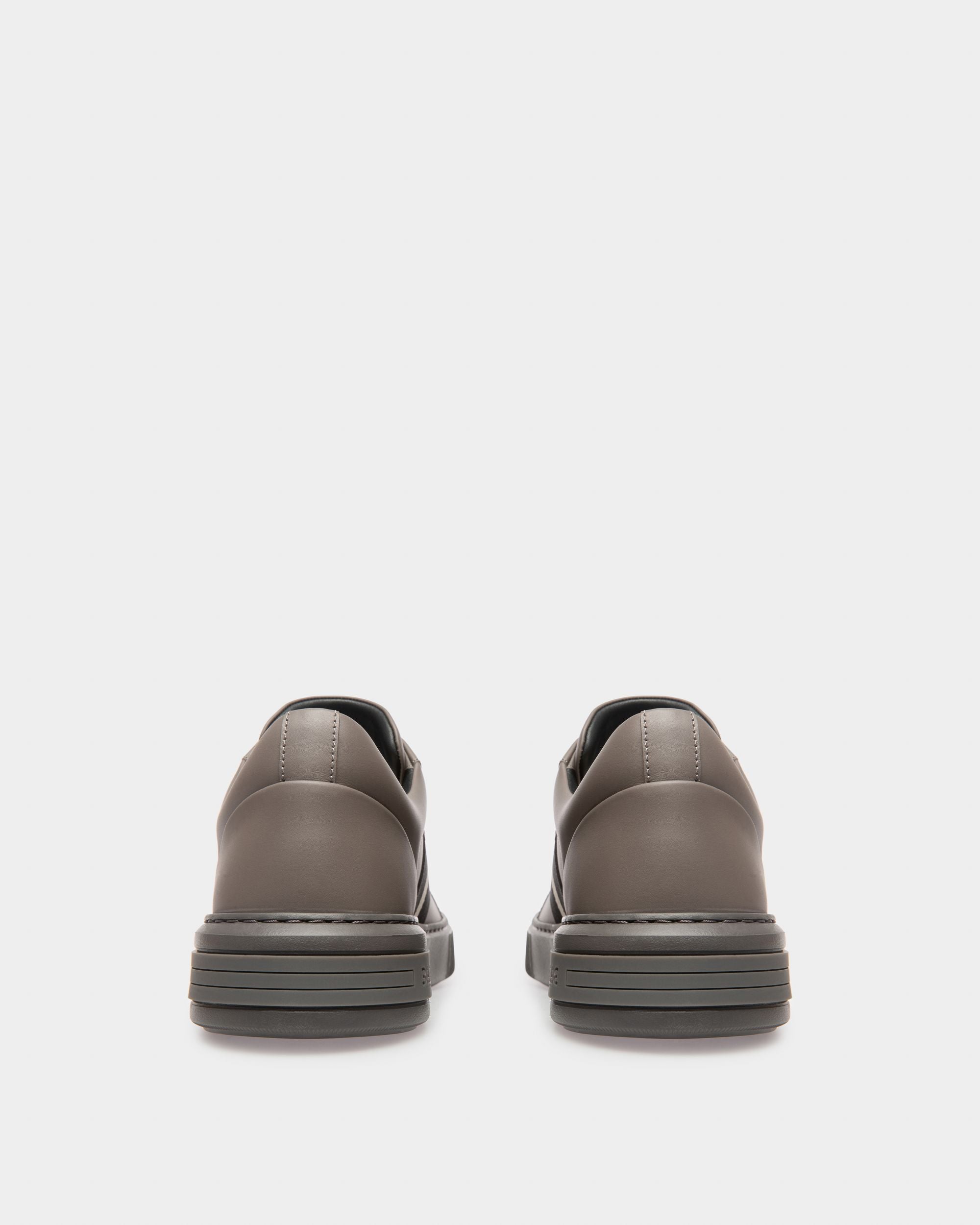 Bally Global - Moony Sneakers En Cuir Minéral Foncé - Gris