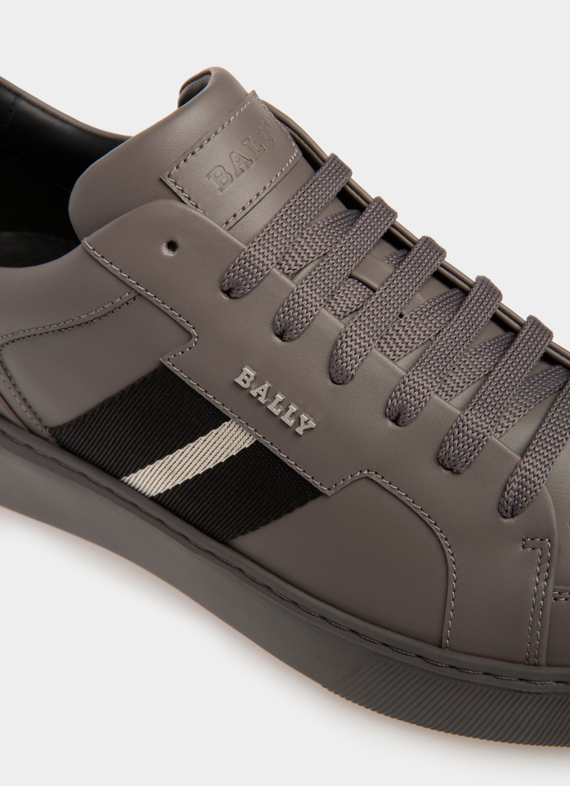 Bally Global - Moony Sneakers En Cuir Minéral Foncé - Gris