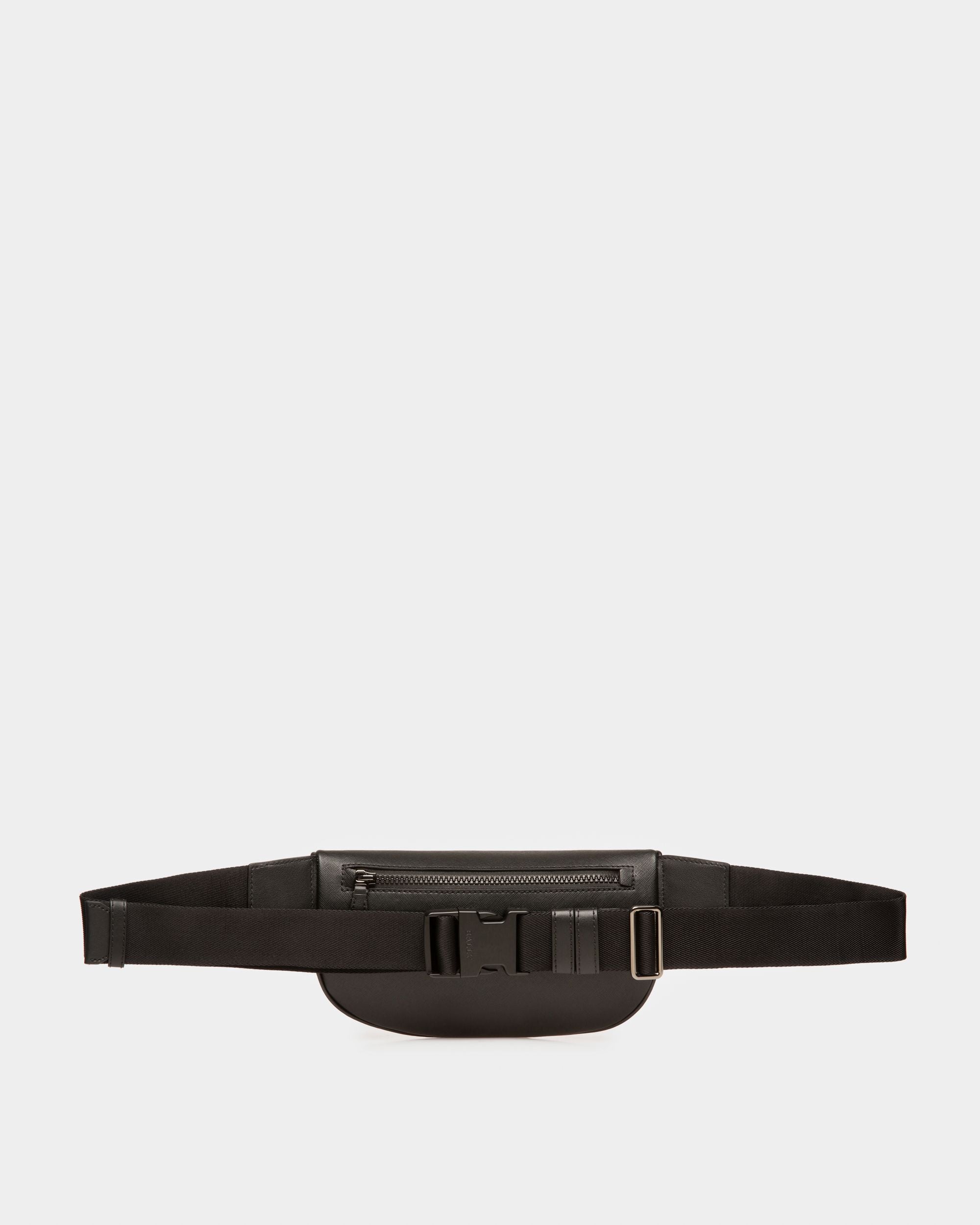Bally Global - Matey Recycled Leather Bum Bag In Black - Negro