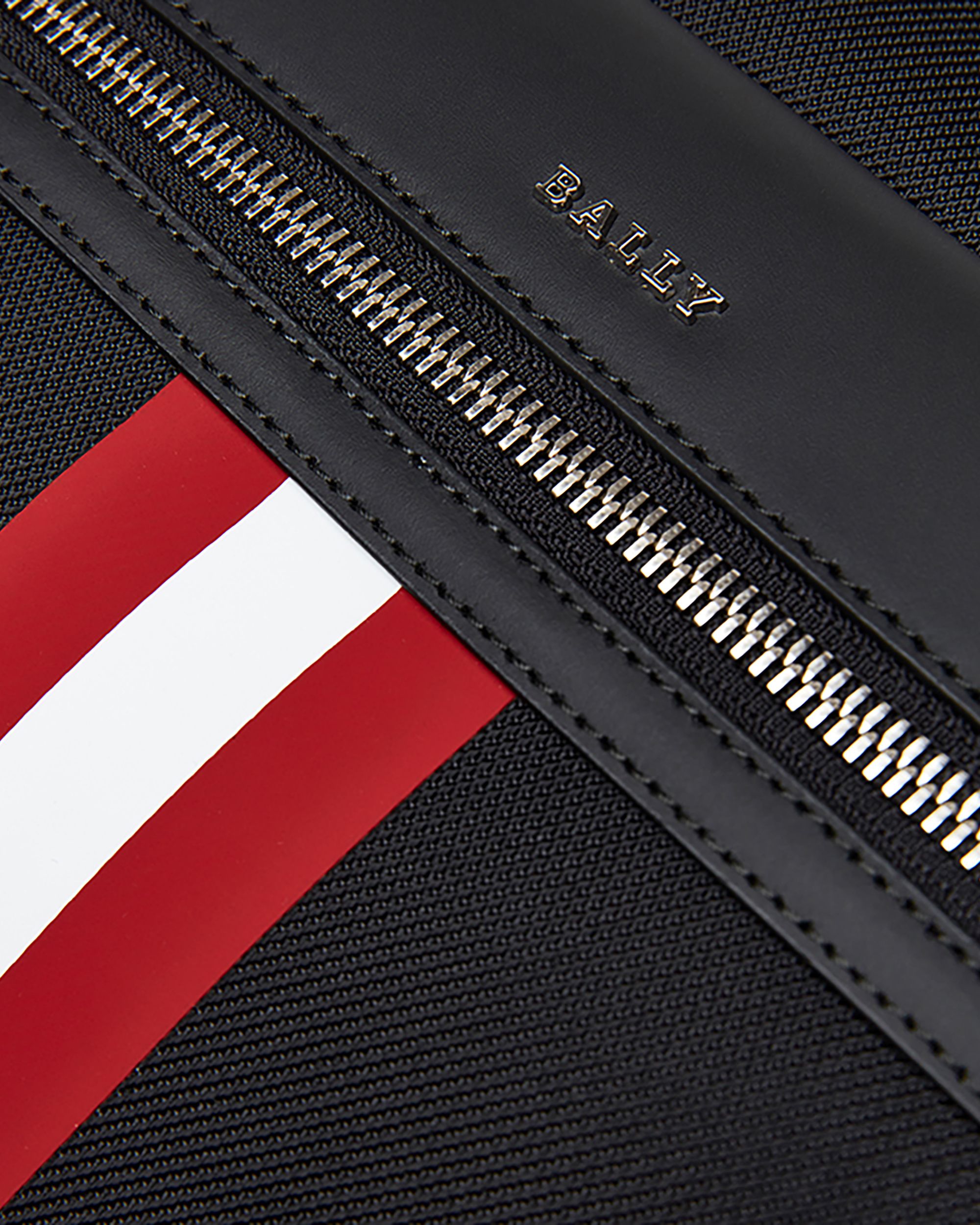 Bally Global - Sac À Bandoulière En Toile Noire - Noir