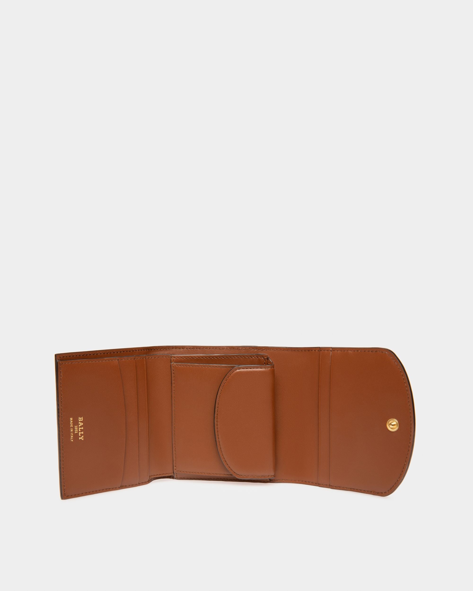 Bally Global - Blessy Tpu Wallet In Brown - Brown