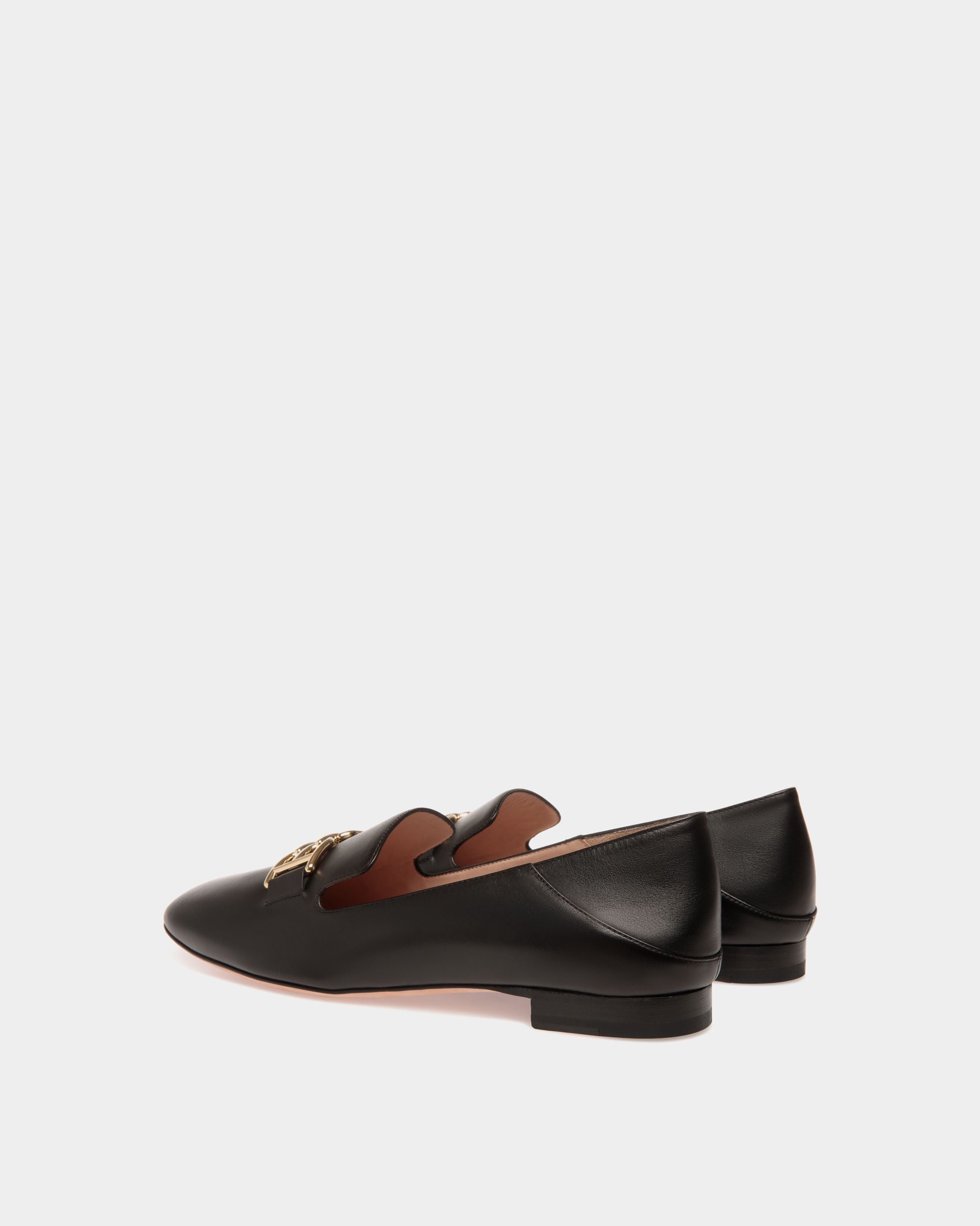 Bally Global - B Chain Flats In Black Leather - Black