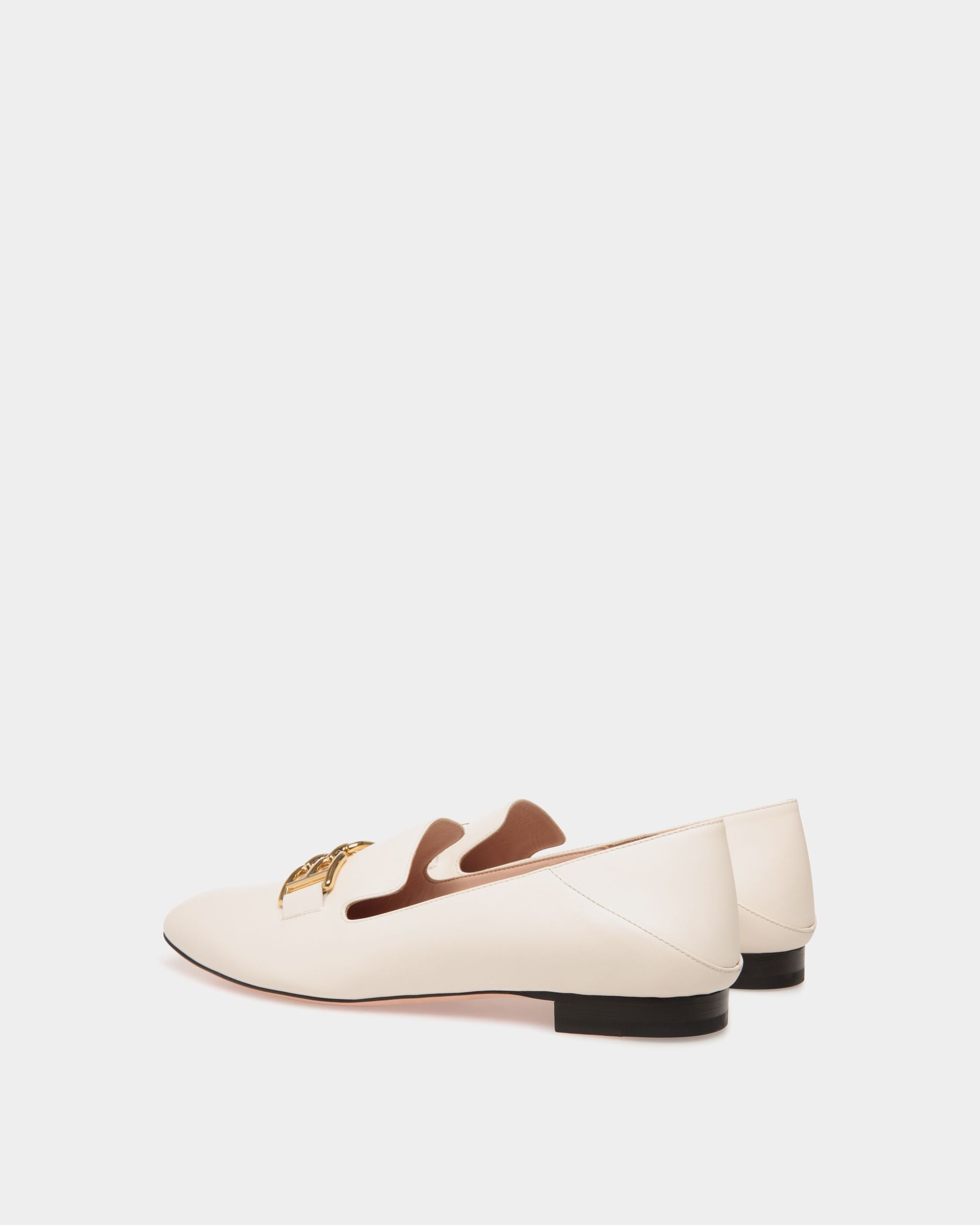 Bally Global - B Chain Flats In White Leather - White