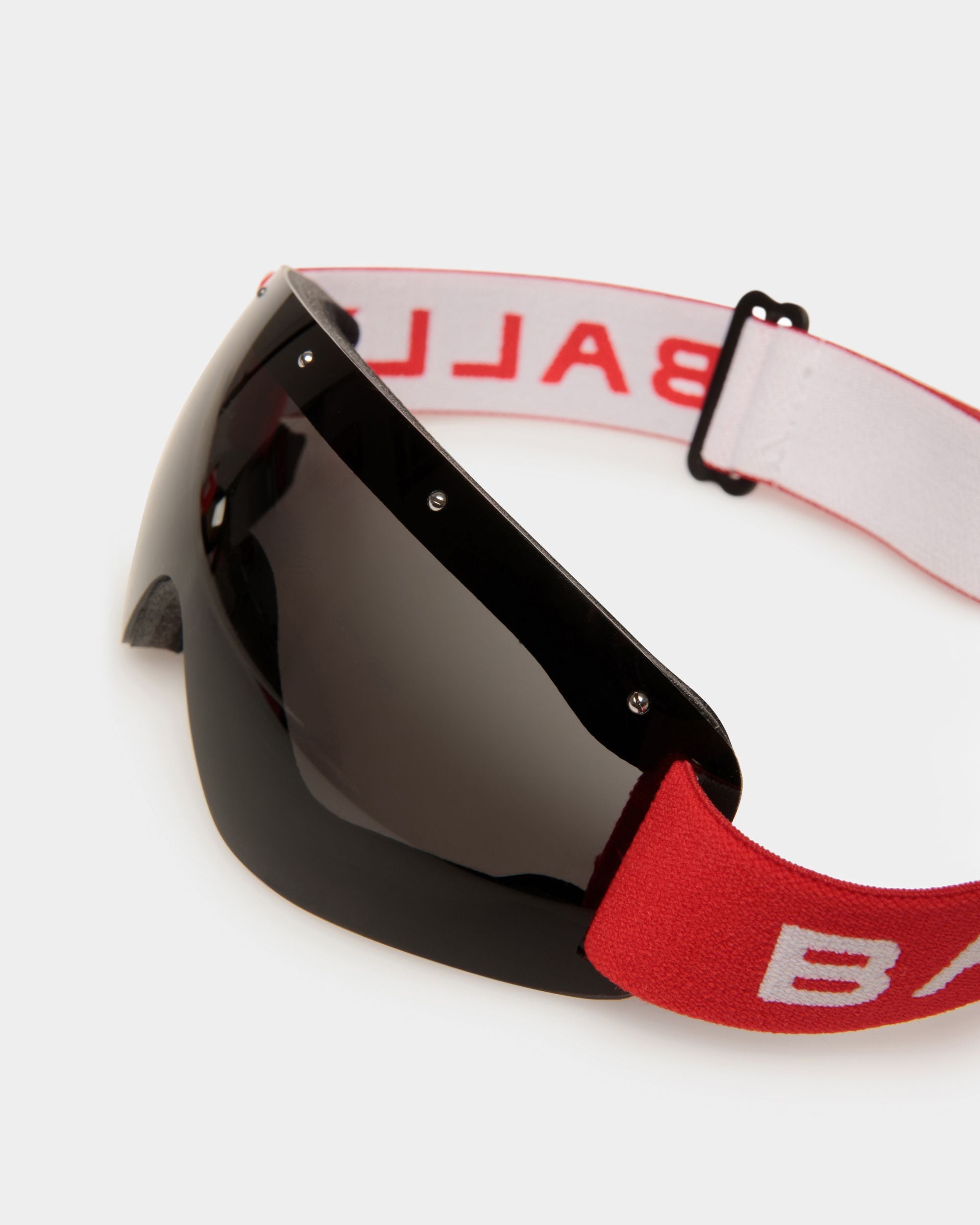 Bally Global - Mountain Snow Goggles In Smoke - Grey