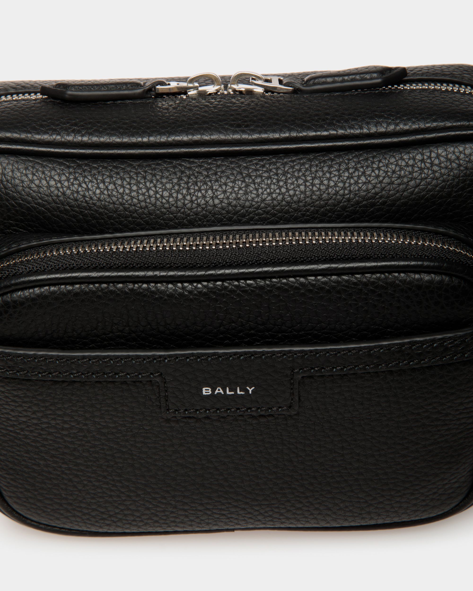 Bally Global - Code Crossbody Bag in Black Grained Leather - Negro