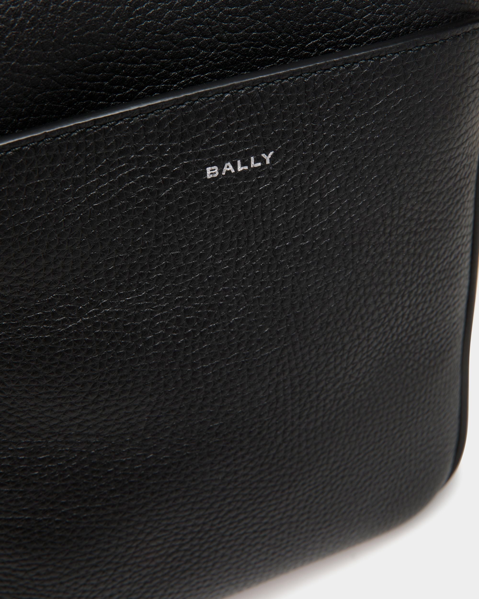 Bally Global - Oeden Crossbody Bag In Black Leather - Black