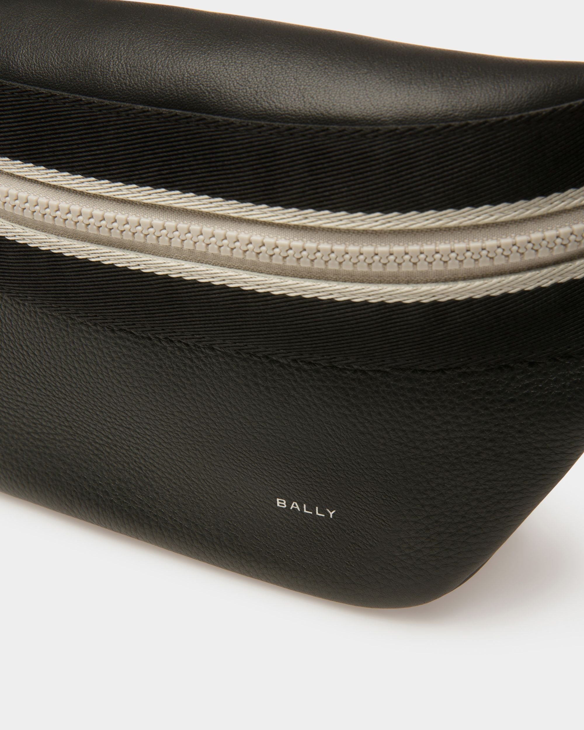 Bally Global - Ribbon Belt Bag In Black Leather - Black