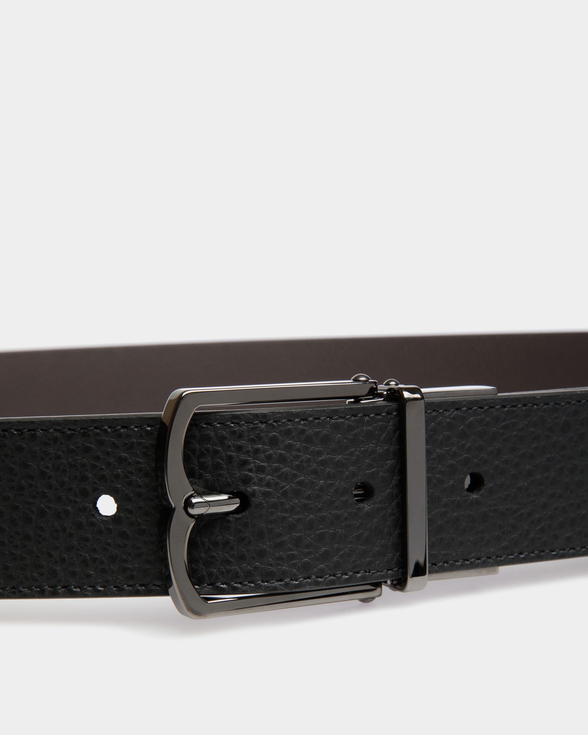 Bally Global - Dress Adjustable-Reversible Belt In Brown Leather - Brown
