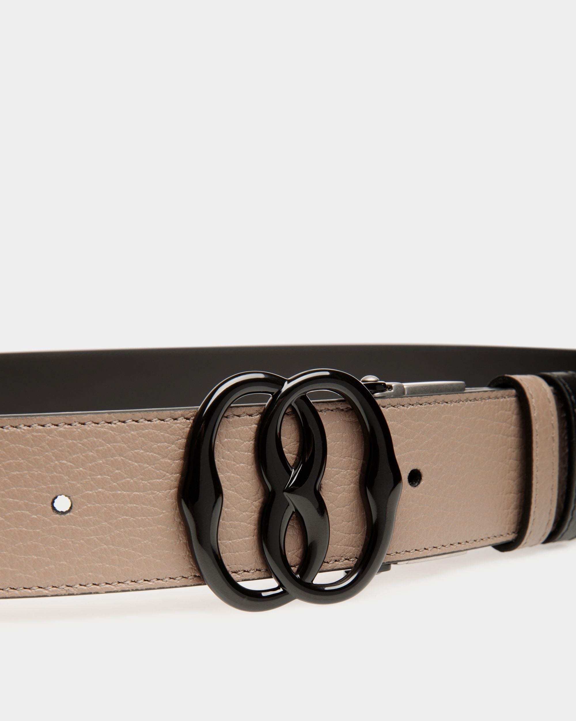 Bally Global - Emblem 35mm Reversible And Adjustable Belt in Taupe And Black Leather - Multicolor