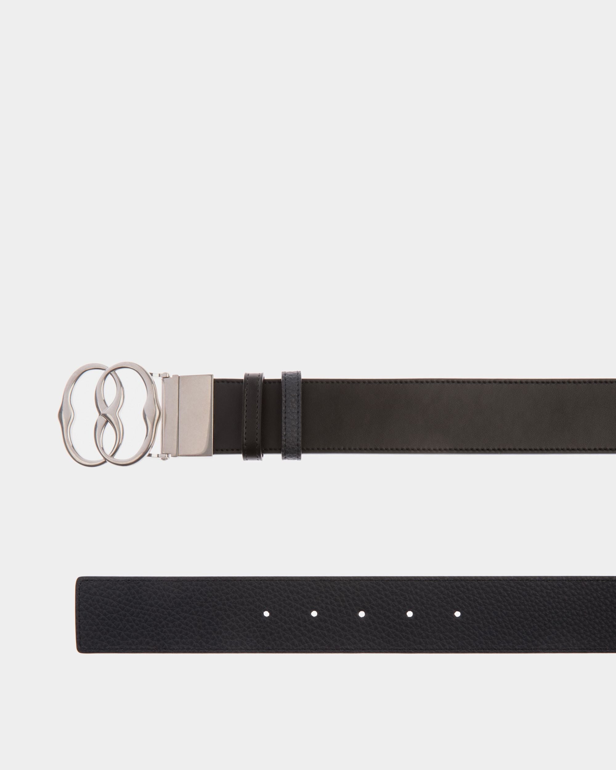 Bally Global - Bally Iconic Buckle Adjustable-Reversible Belt In Black Leather - Black