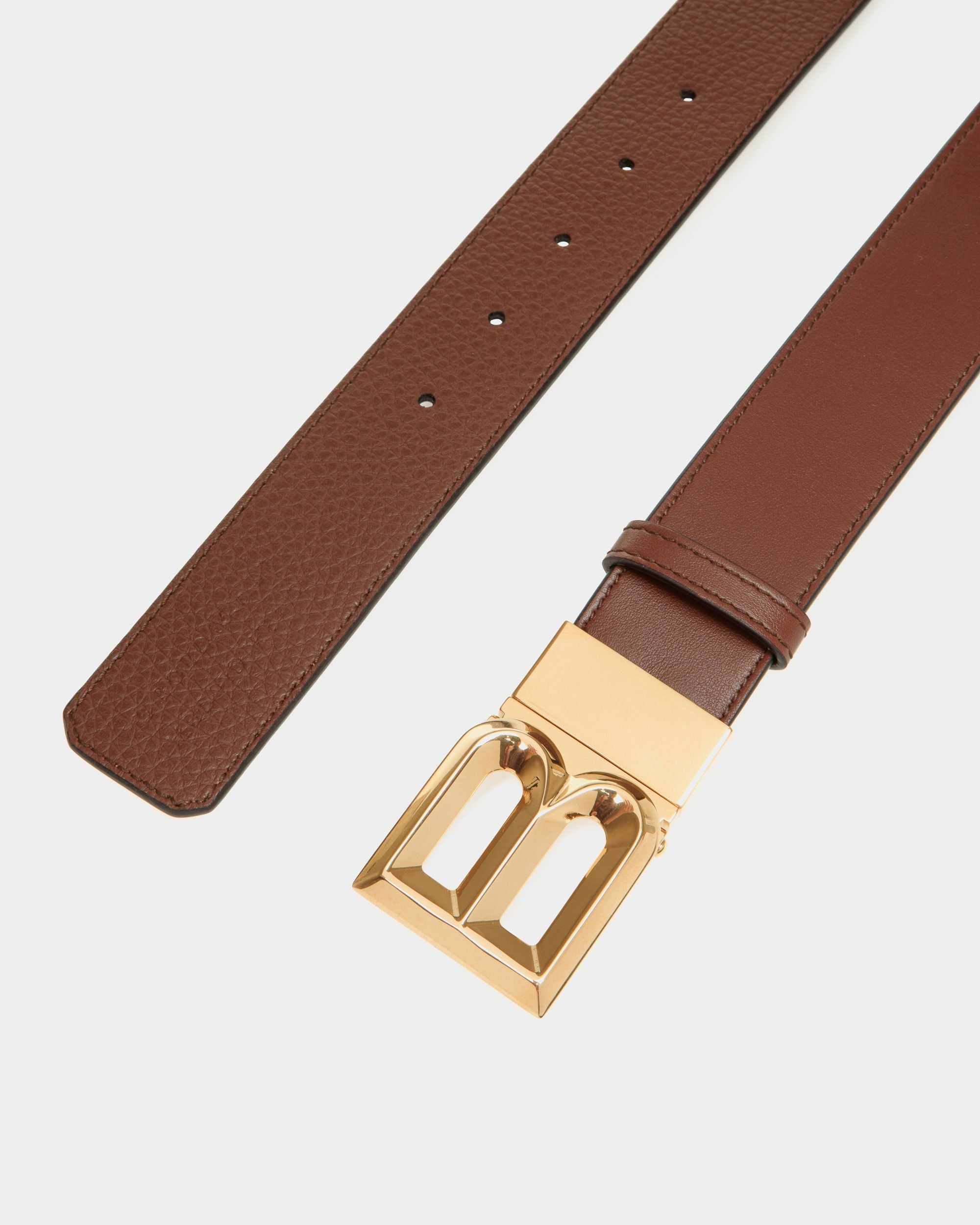 Bally Global - Bally Iconic Buckle Adjustable-Reversible Belt In Brown Leather - Brown