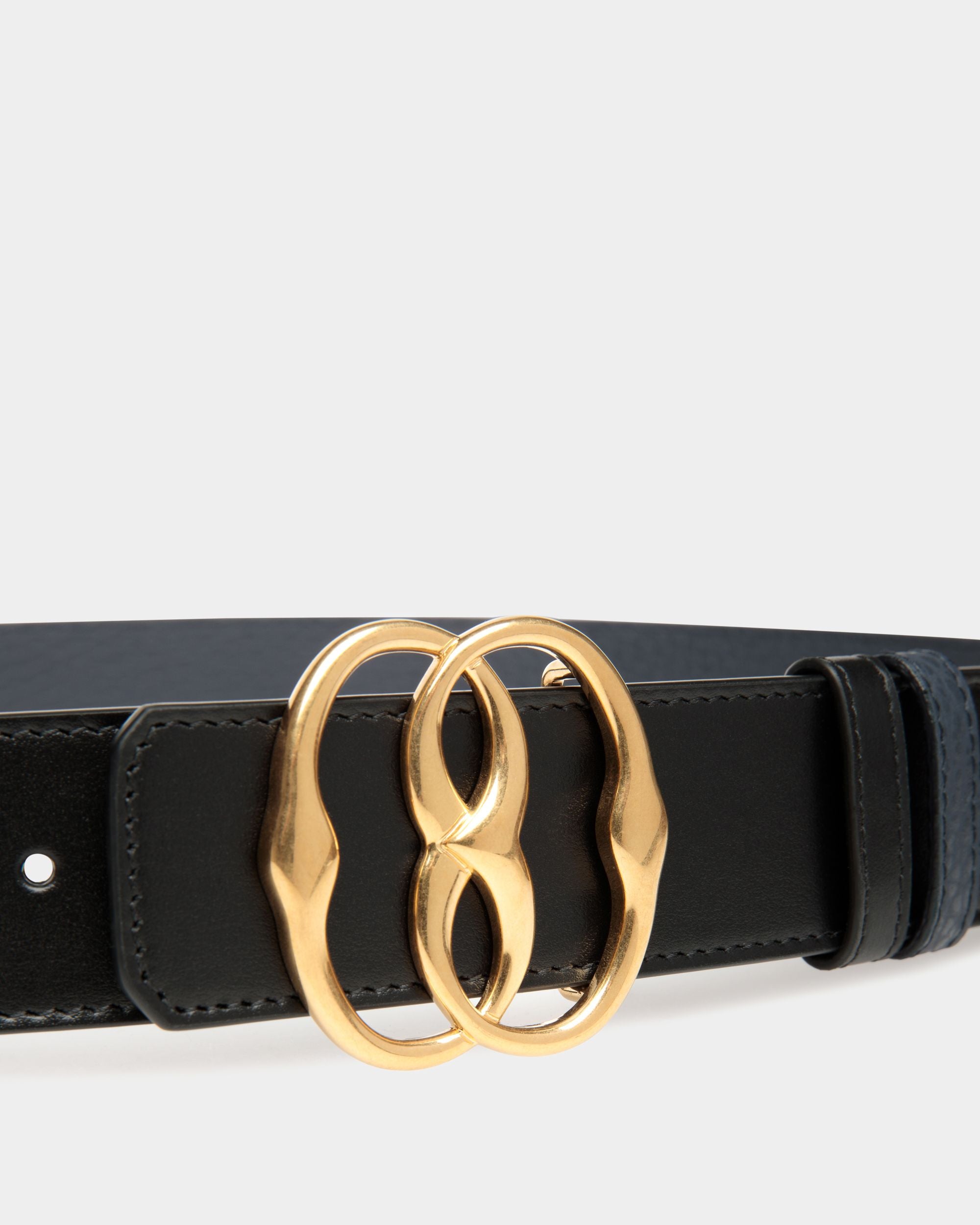 Bally Global - Bally Iconic Buckle Fixed-Reversible In Black Leather - Black