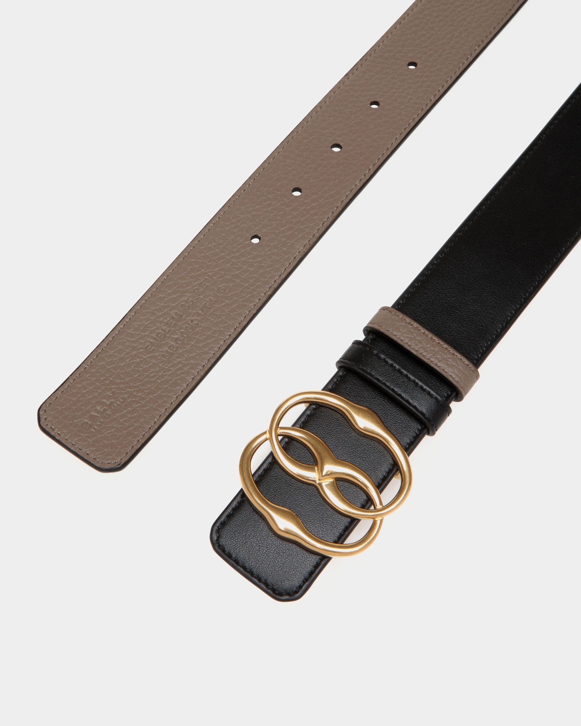 Bally Global - Emblem 35mm Reversible Belt in Taupe And Black Leather - Multicolore