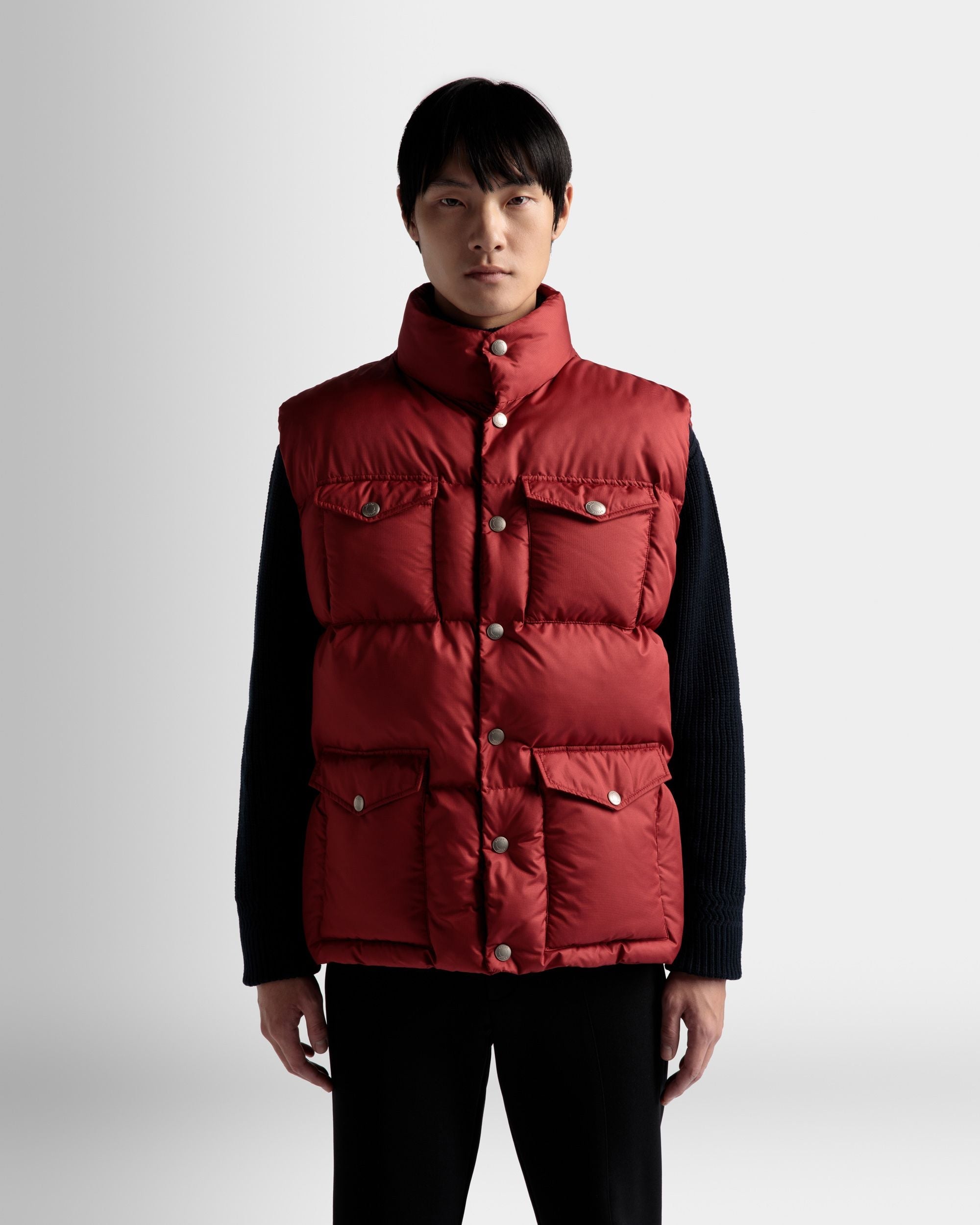 Bally Global - Puffer Vest In Red - Red