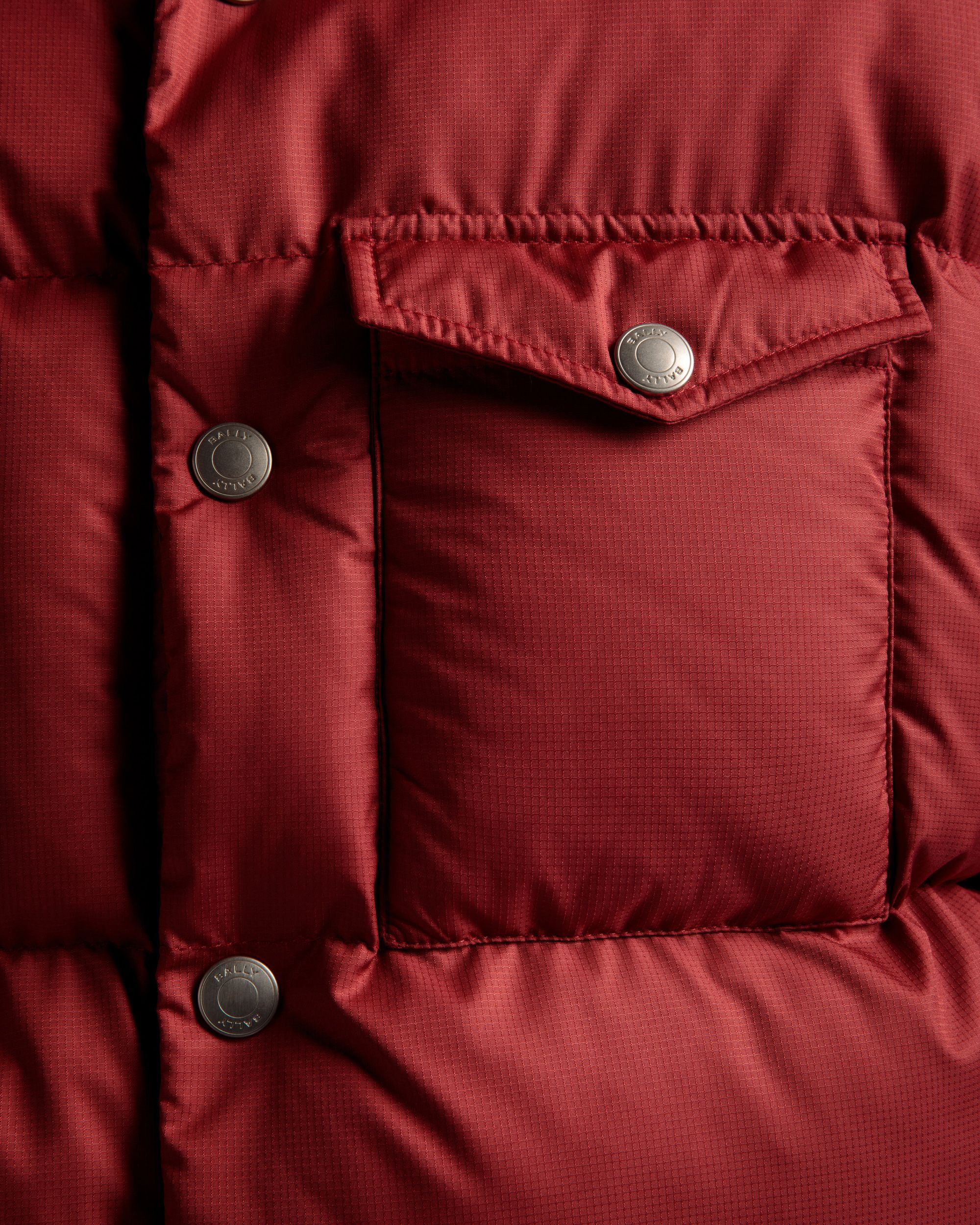 Bally Global - Puffer Vest In Red - Red