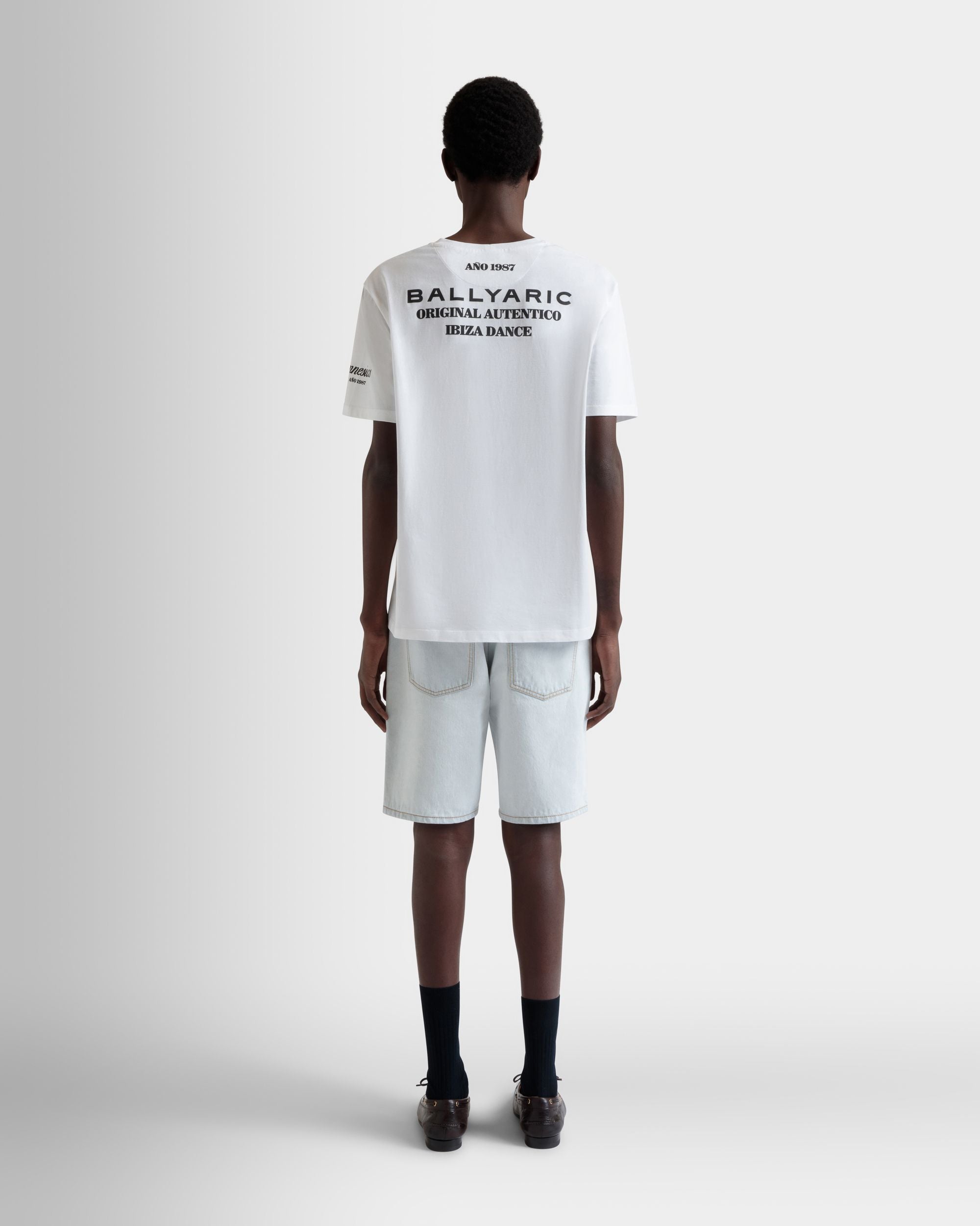 Bally Global - DJ Leo Mas x Bally T-Shirt in White Cotton with an Amnesia Print - Blanco