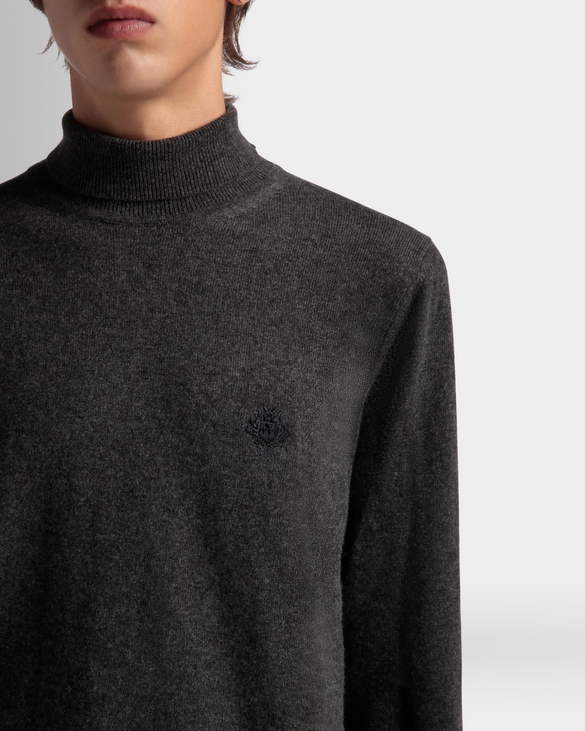 Bally Global - Adrien Brody Travel Collection Turtleneck In Dark Grey Cashmere - Grey