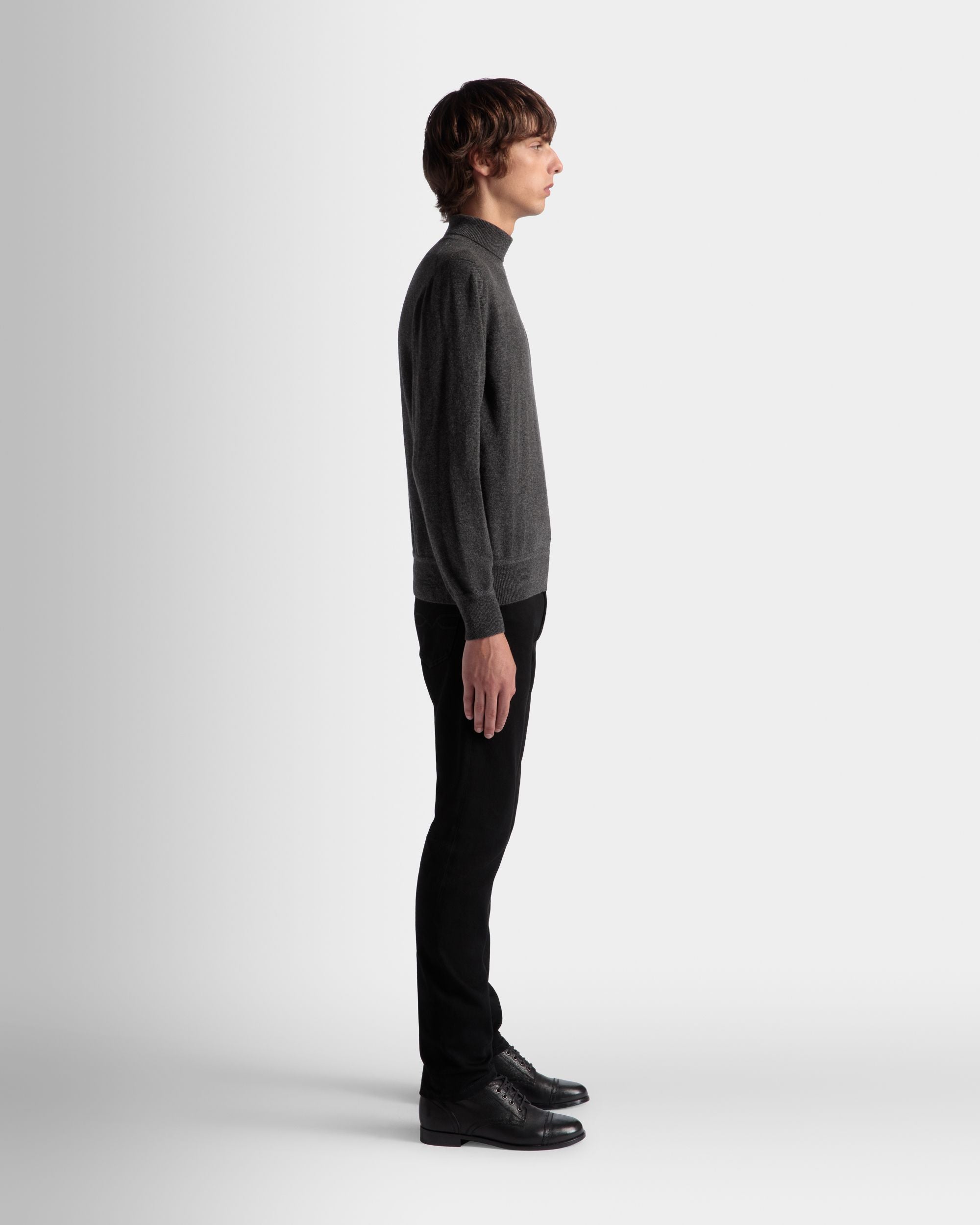 Bally Global - Adrien Brody Travel Collection Turtleneck In Dark Grey Cashmere - Grey