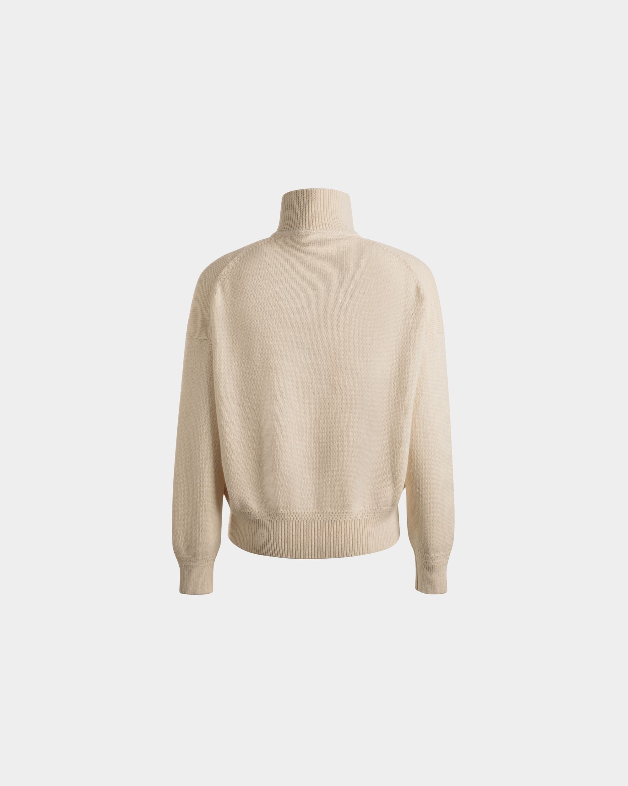 Bally Global - Jersey De Cuello Cisne Bally Crest De Lana Y Seda Marfil Con Logo - Blanco