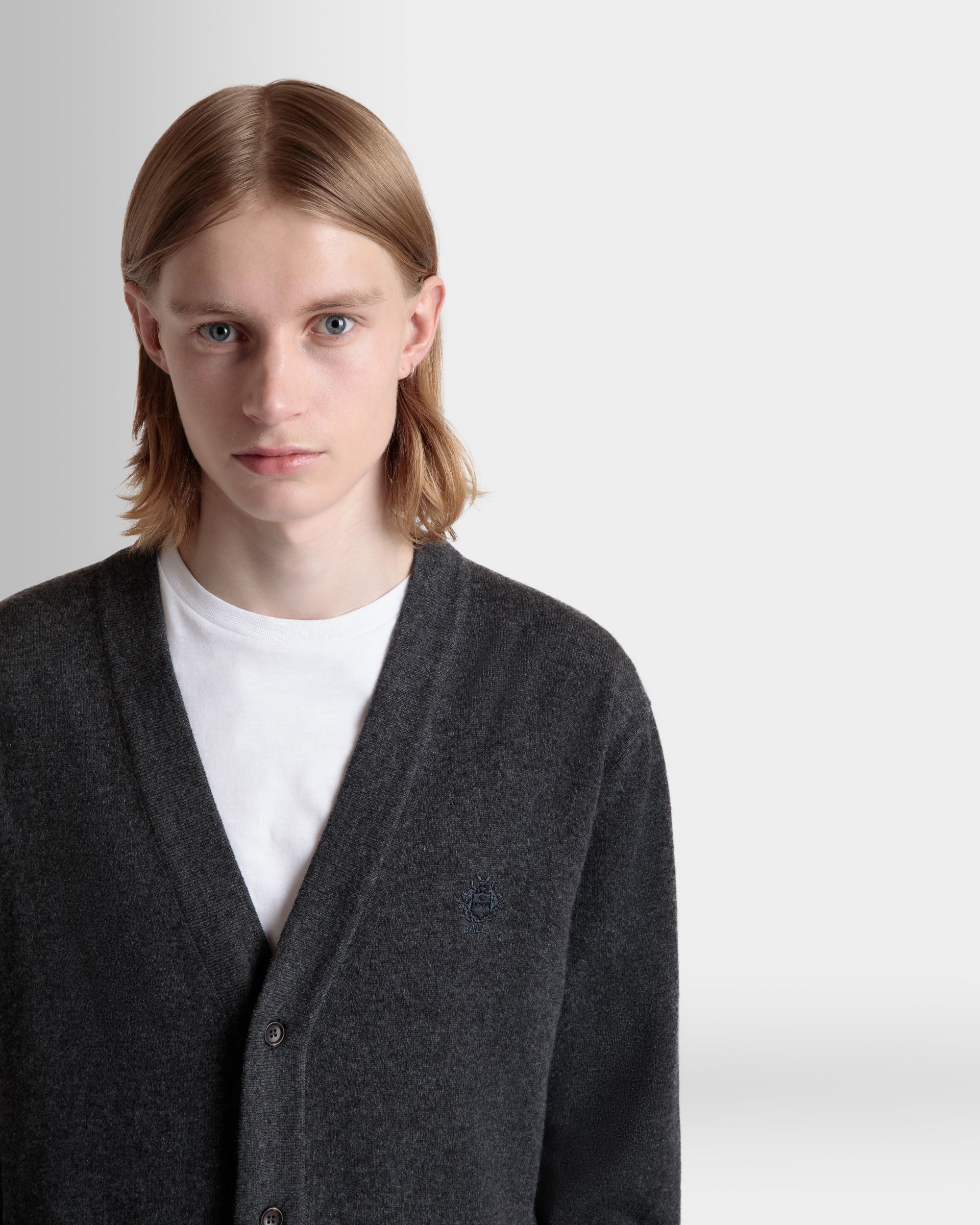 Bally Global - Cardigan En Cachemire Gris Foncé Orné D’un Logo Bally Crest - Gris