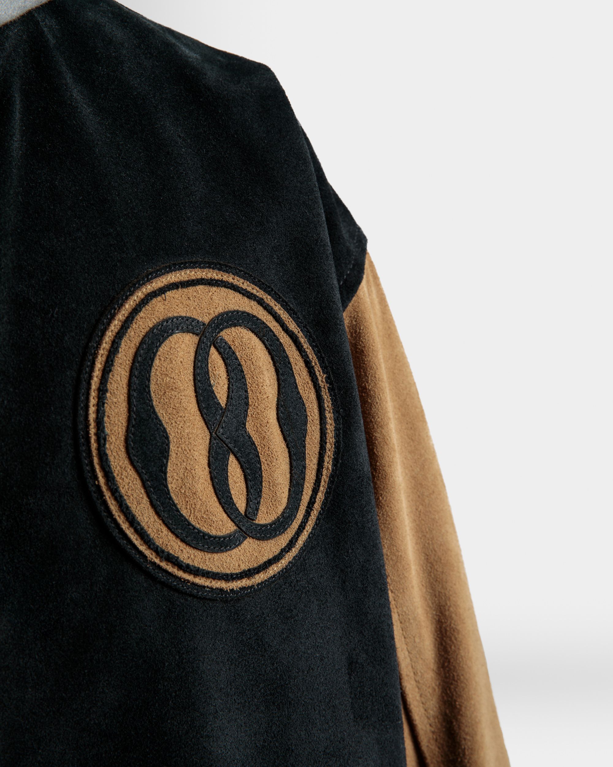 Bally Global - Letterman Jacket In Black And Desert Suede - Negro