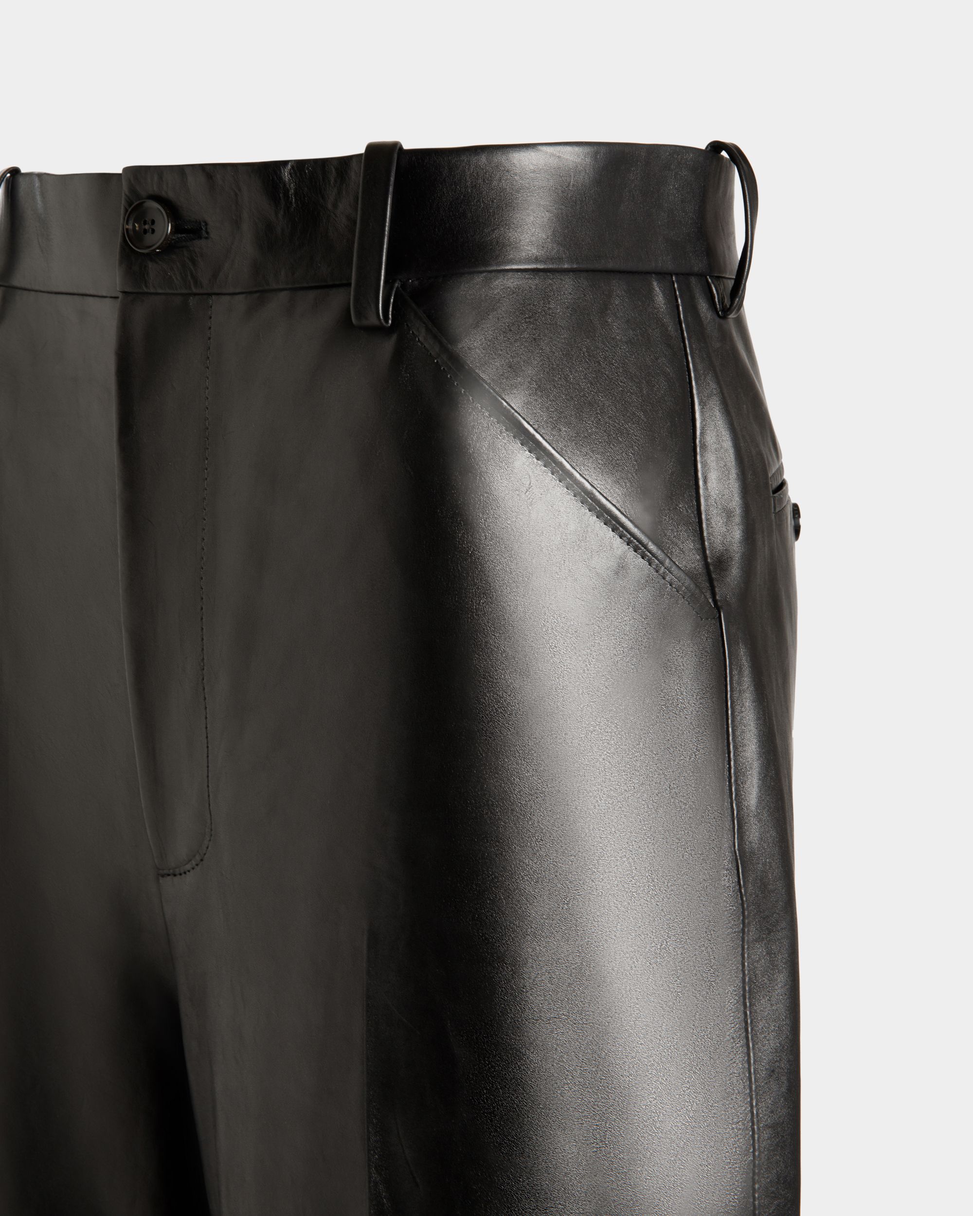 Bally Global - High Waist Pants In Black Leather - Black