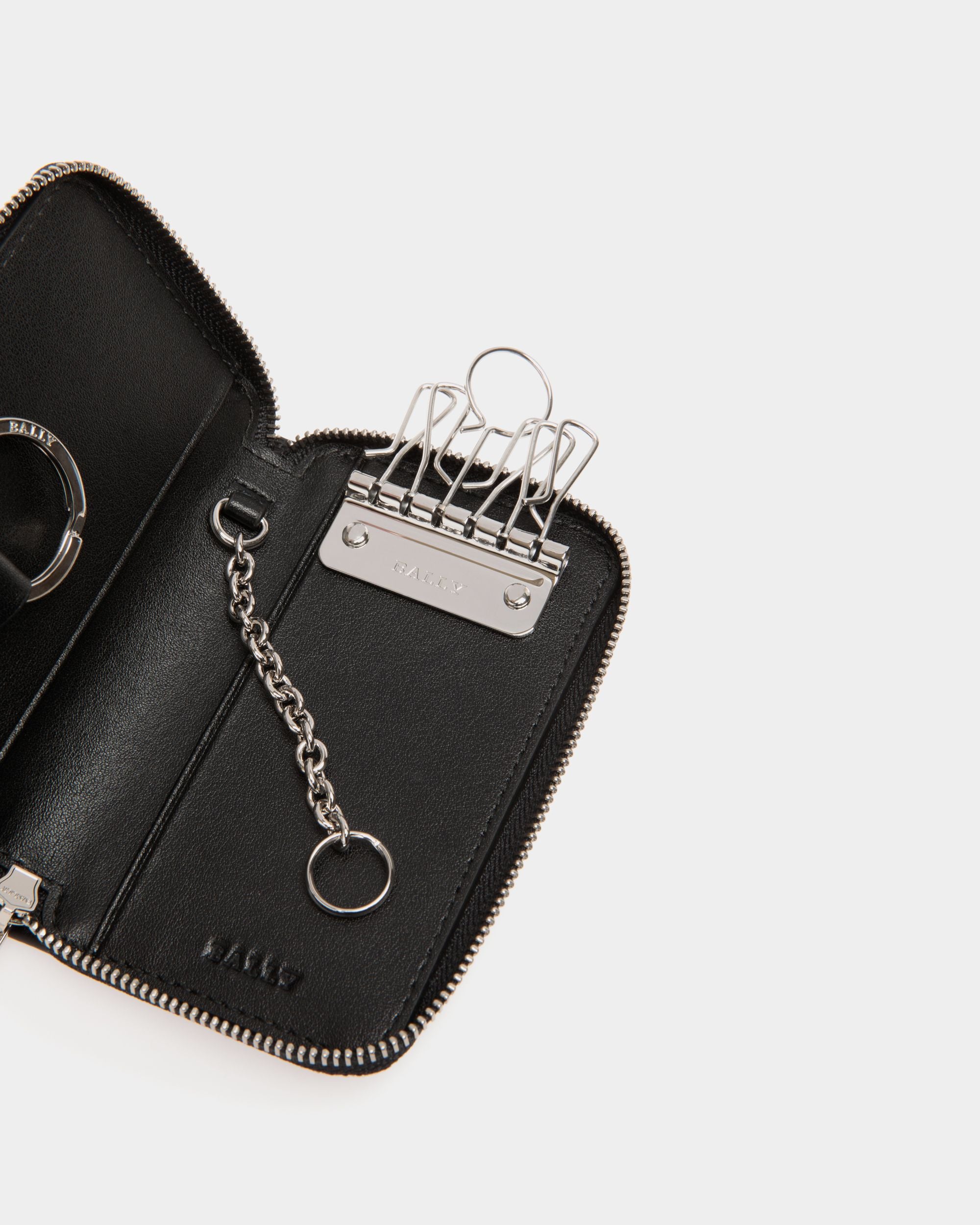 Bally Global - Key Case In Black Embossed Leather - Black