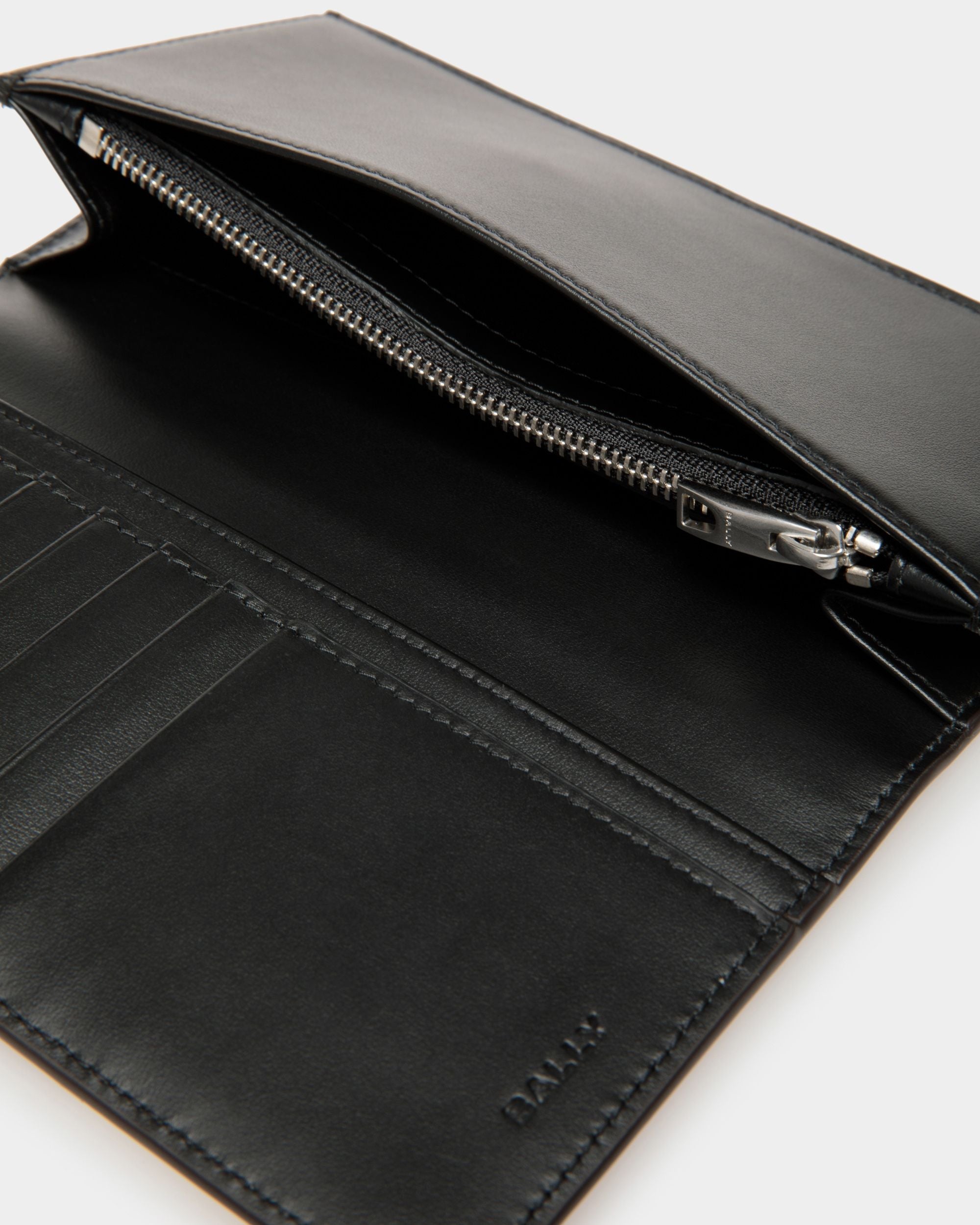 Bally Global - Lago Continental Wallet In Midnight Leather - Blue