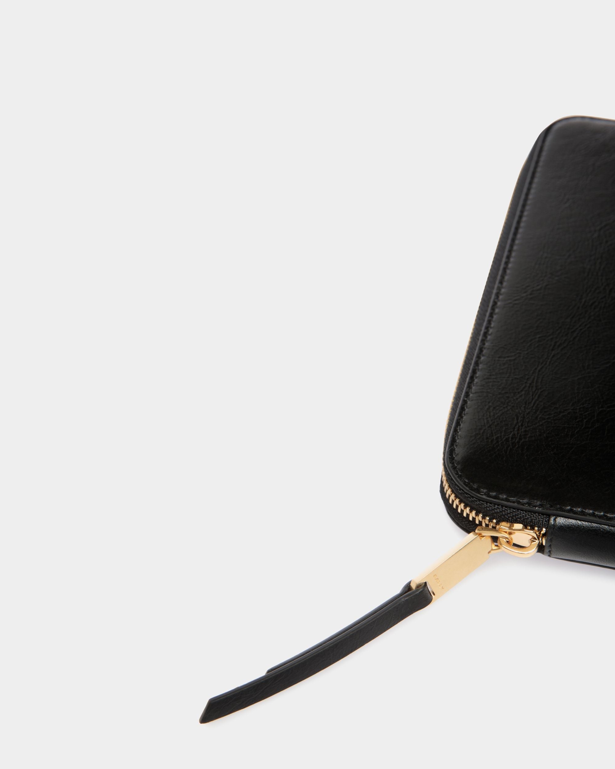 Bally Global - Easy Bally Tablet Case in Black Leather - Black