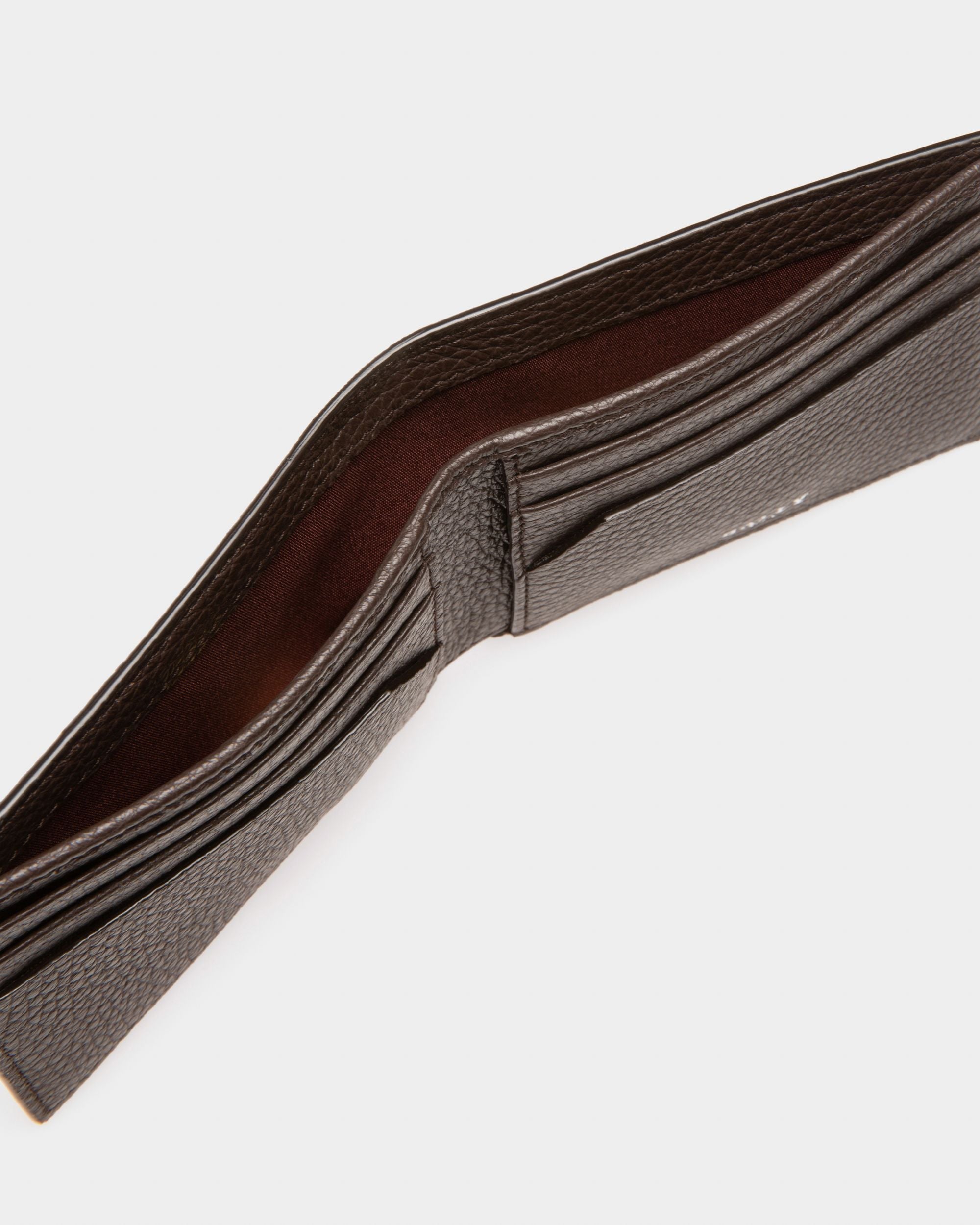 Bally Global - Scevye Leather Wallet In Ebony Brown - Brown