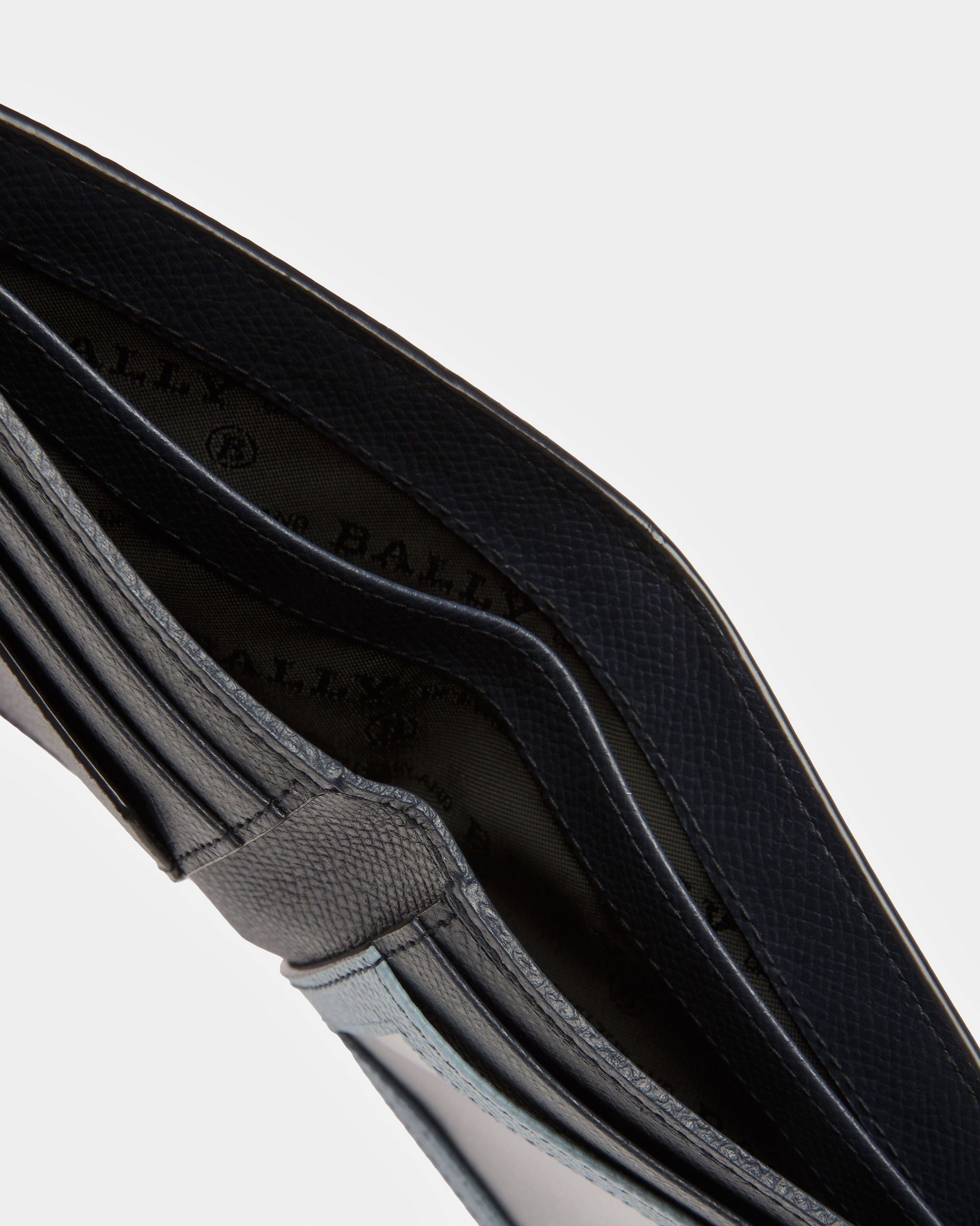 Bally Global - Bevyett Leather Wallet In Midnight Blue And Light Blue - Blue