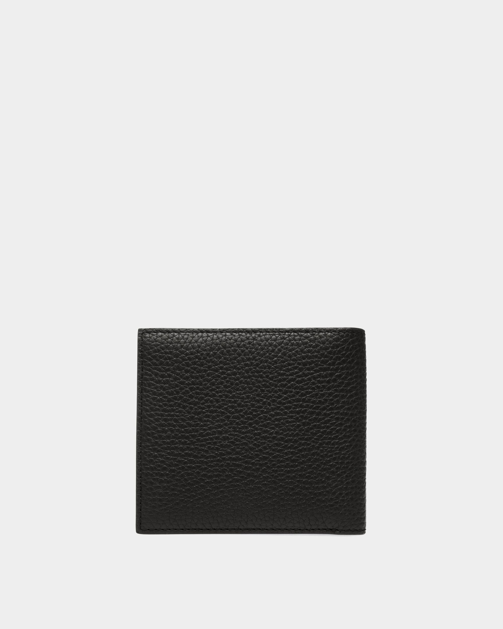 Bally Global - Ribbon Bifold In Black Grained Leather - Black
