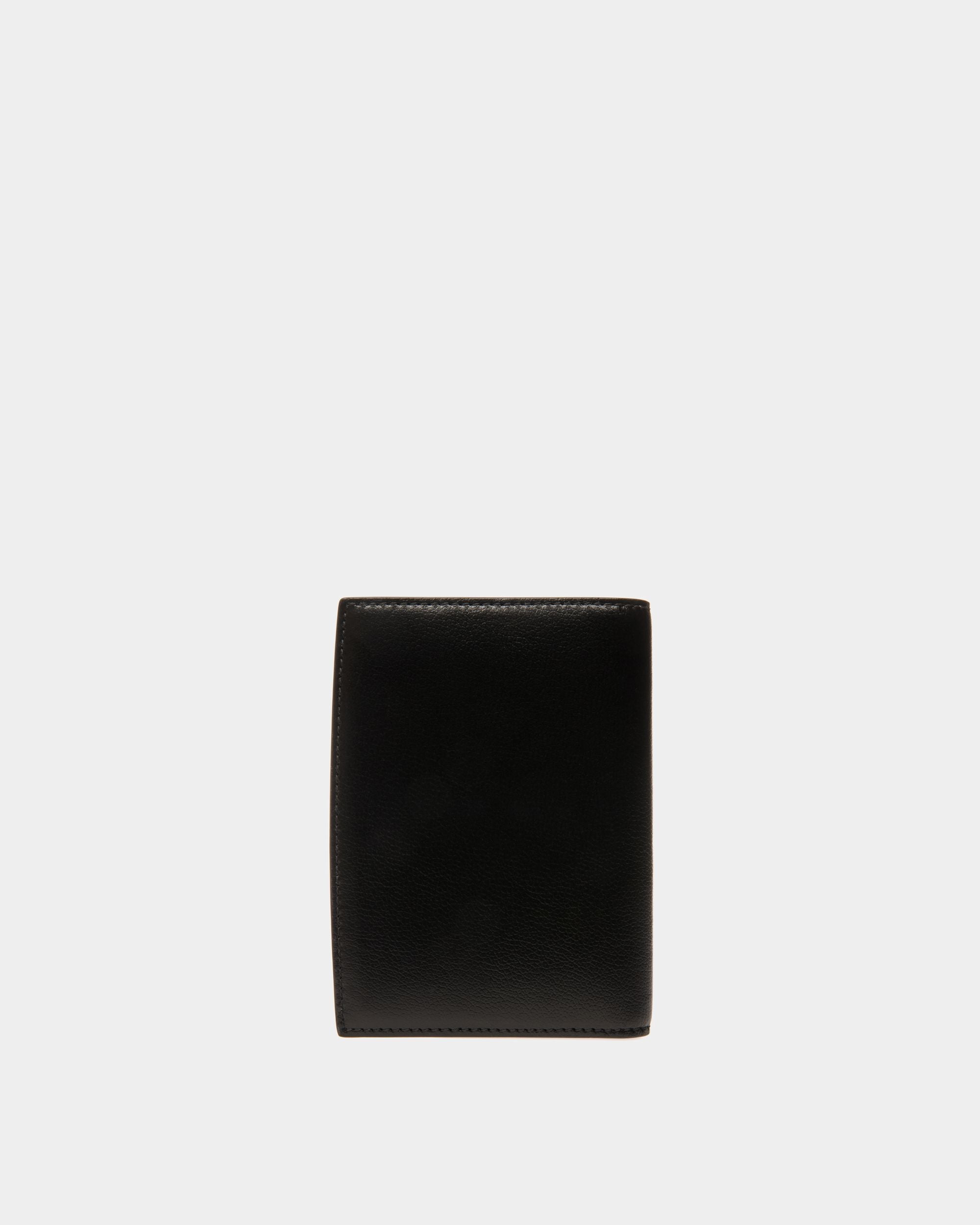Bally Global - Banque Passport Case In Black Leather - Black