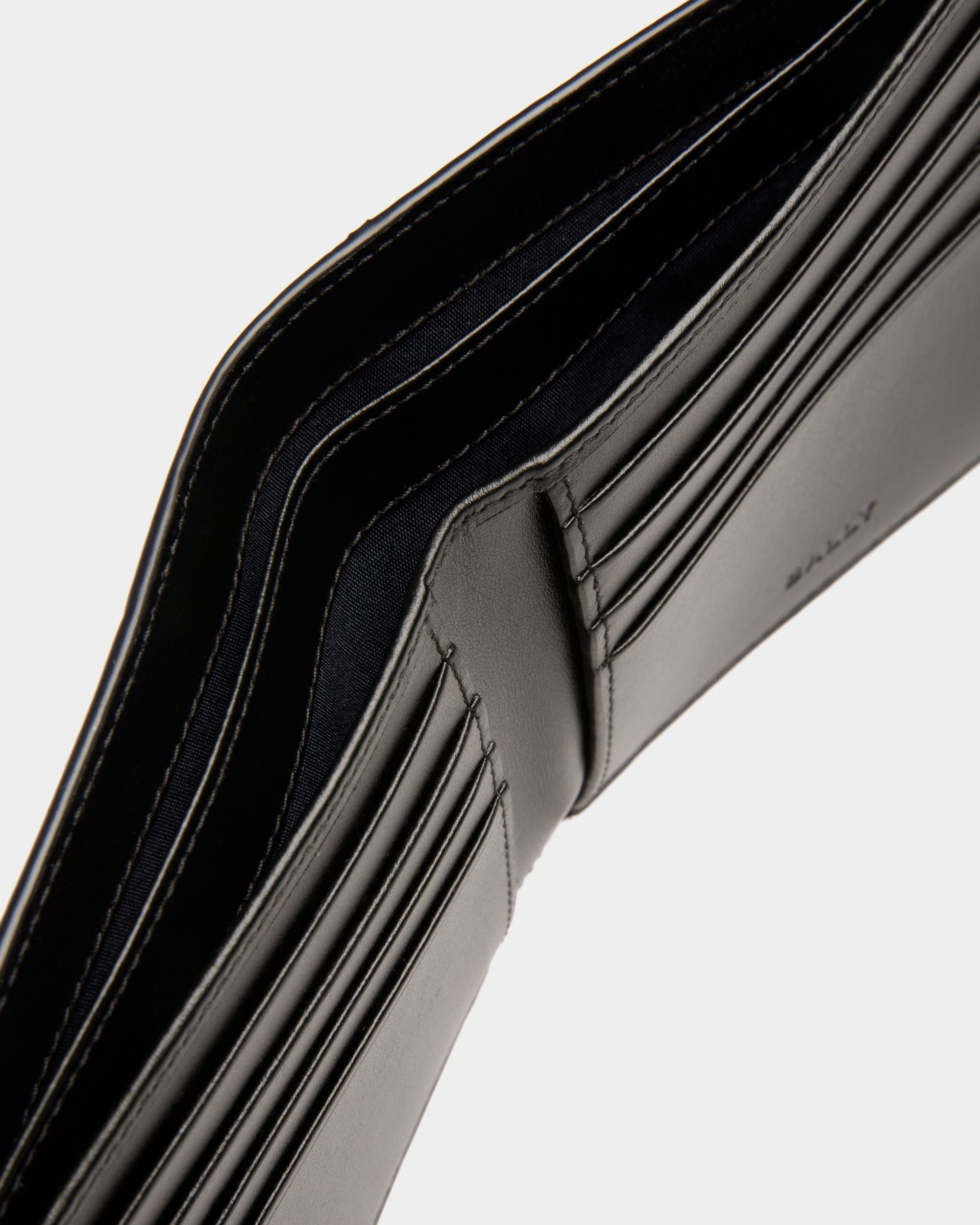 Bally Global - Lago Wallet In Midnight Leather - Blue