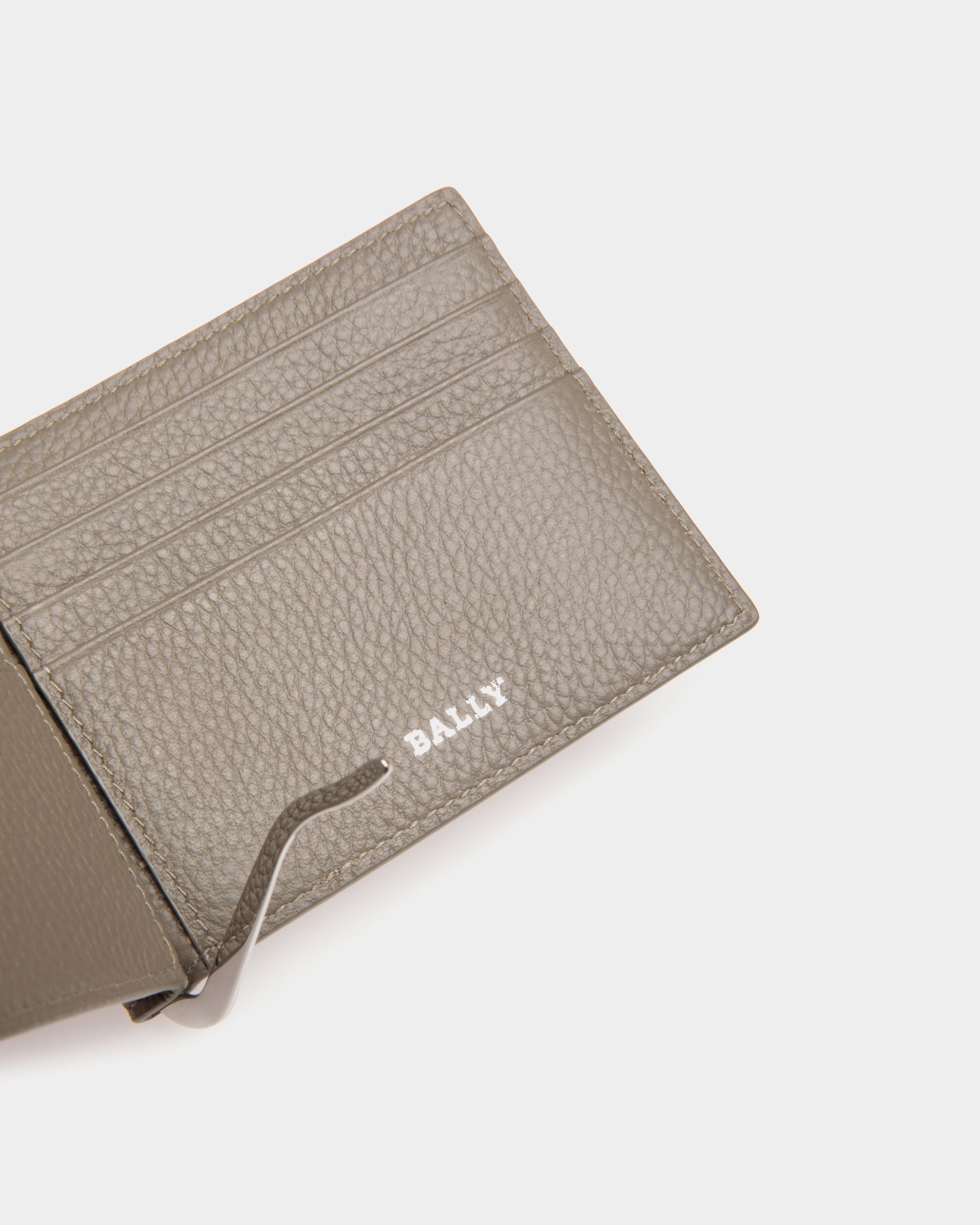 Bally Global - Wallet in Beige Embossed Leather - Grey