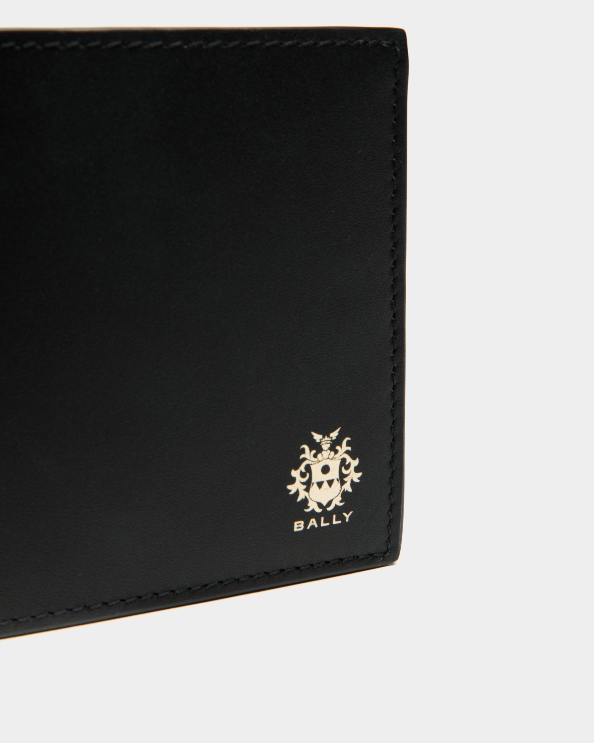 Bally Global - Beckett Bifold In Black Leather - Black