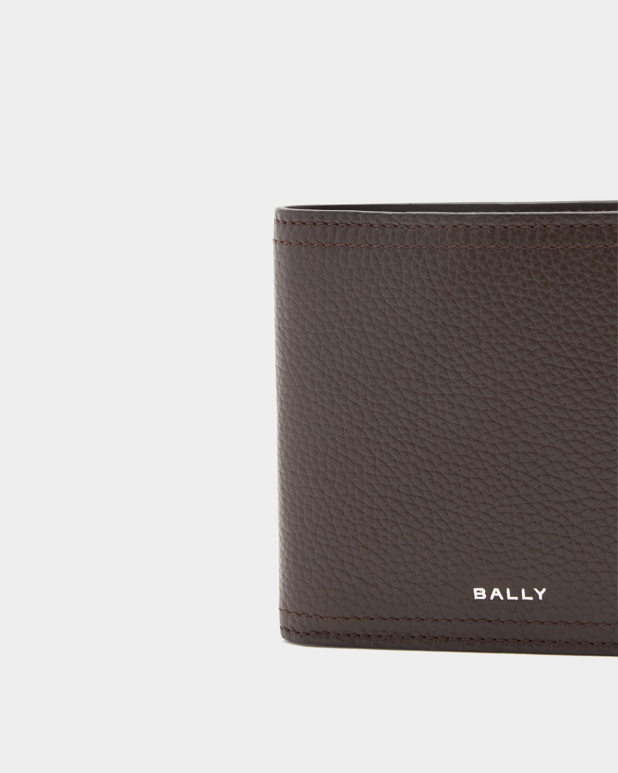 Bally Global - Capitol Wallet in Ebano Grained Leather - Brown