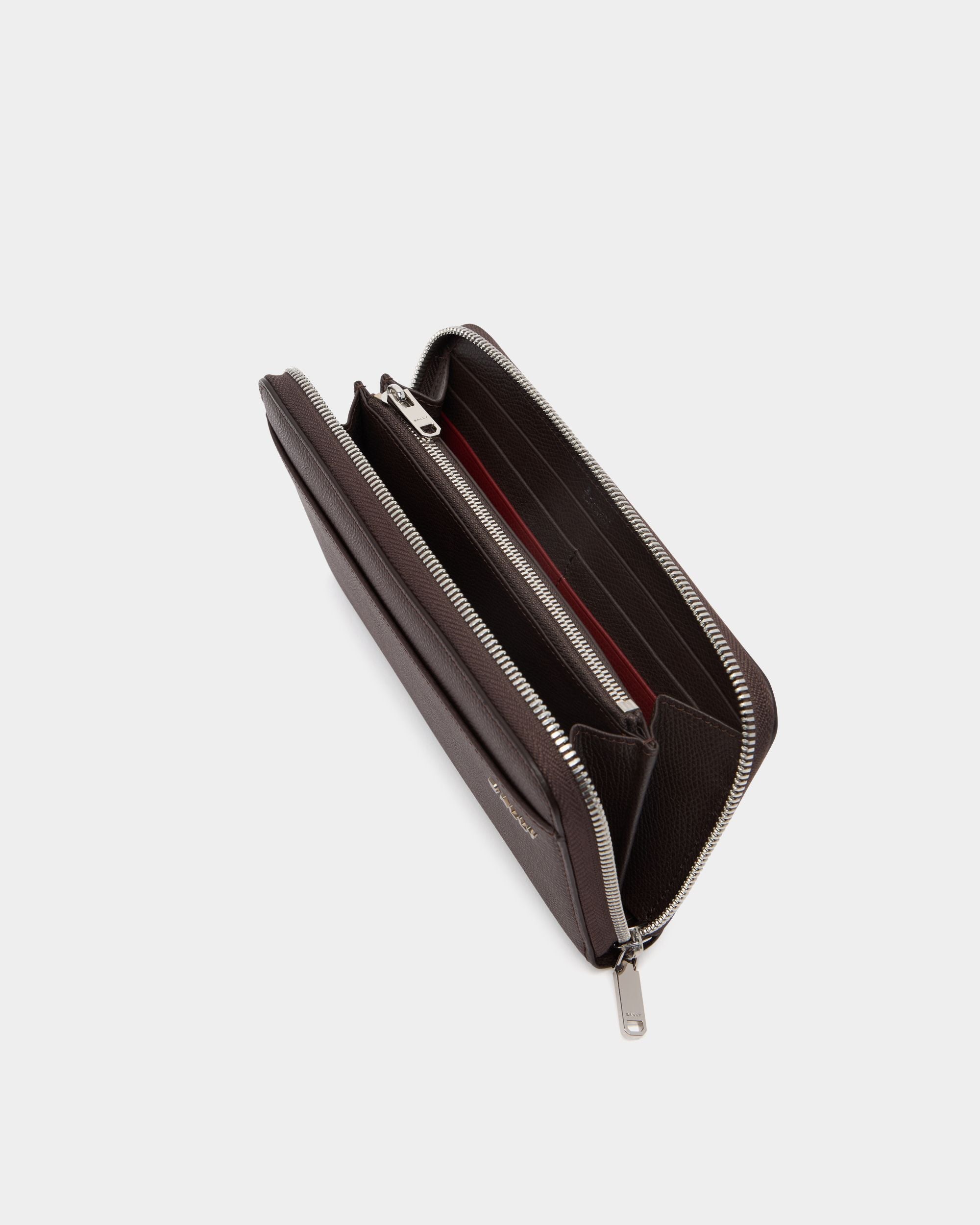 Bally Global - Bally Essential Zip Around Wallet in Ebano And Red Grained Leather - Multicolor