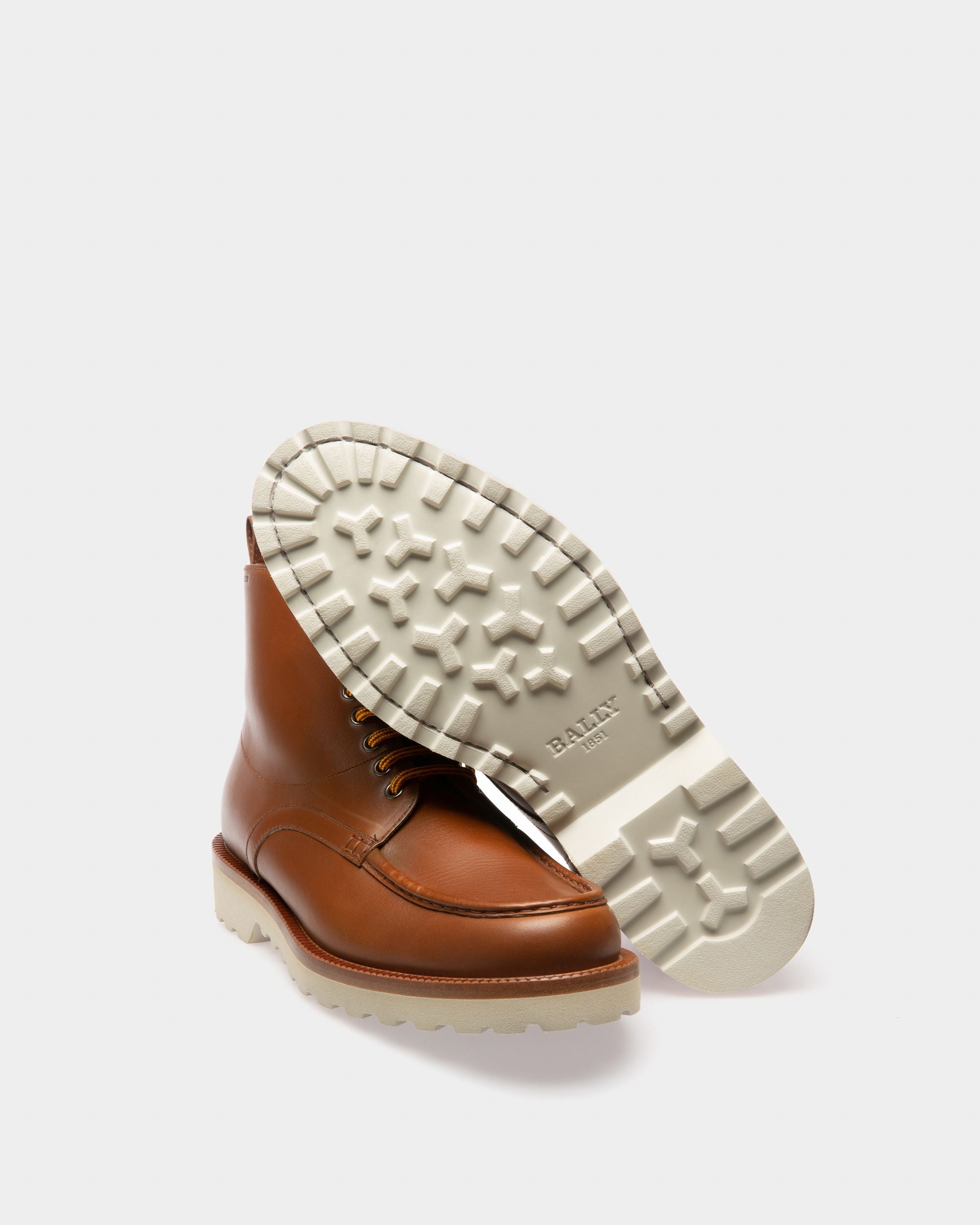 Bally Global - Nobilus Leather Boots In Brown - Marrón
