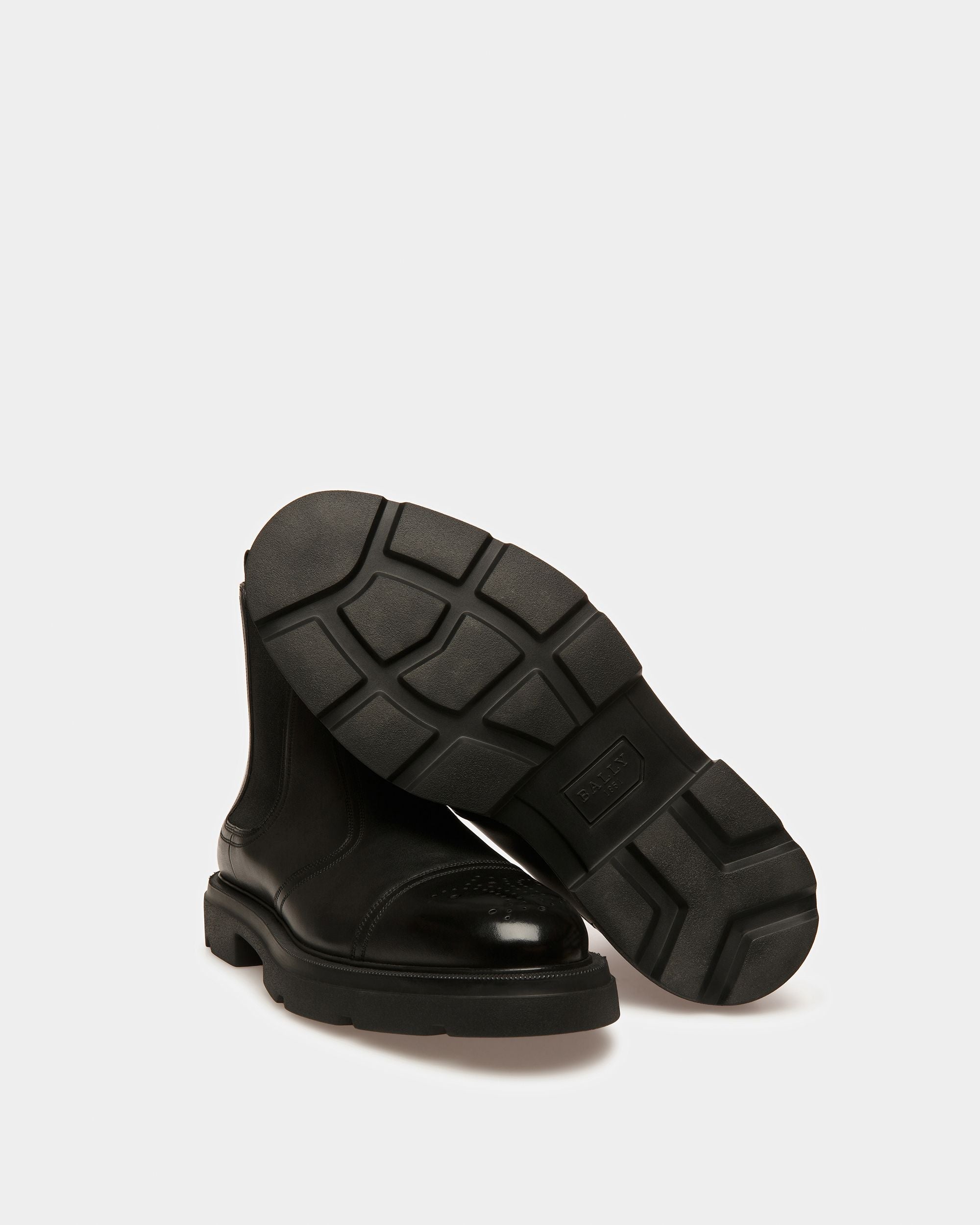Bally Global - Zecron Leather Boots In Black - Black