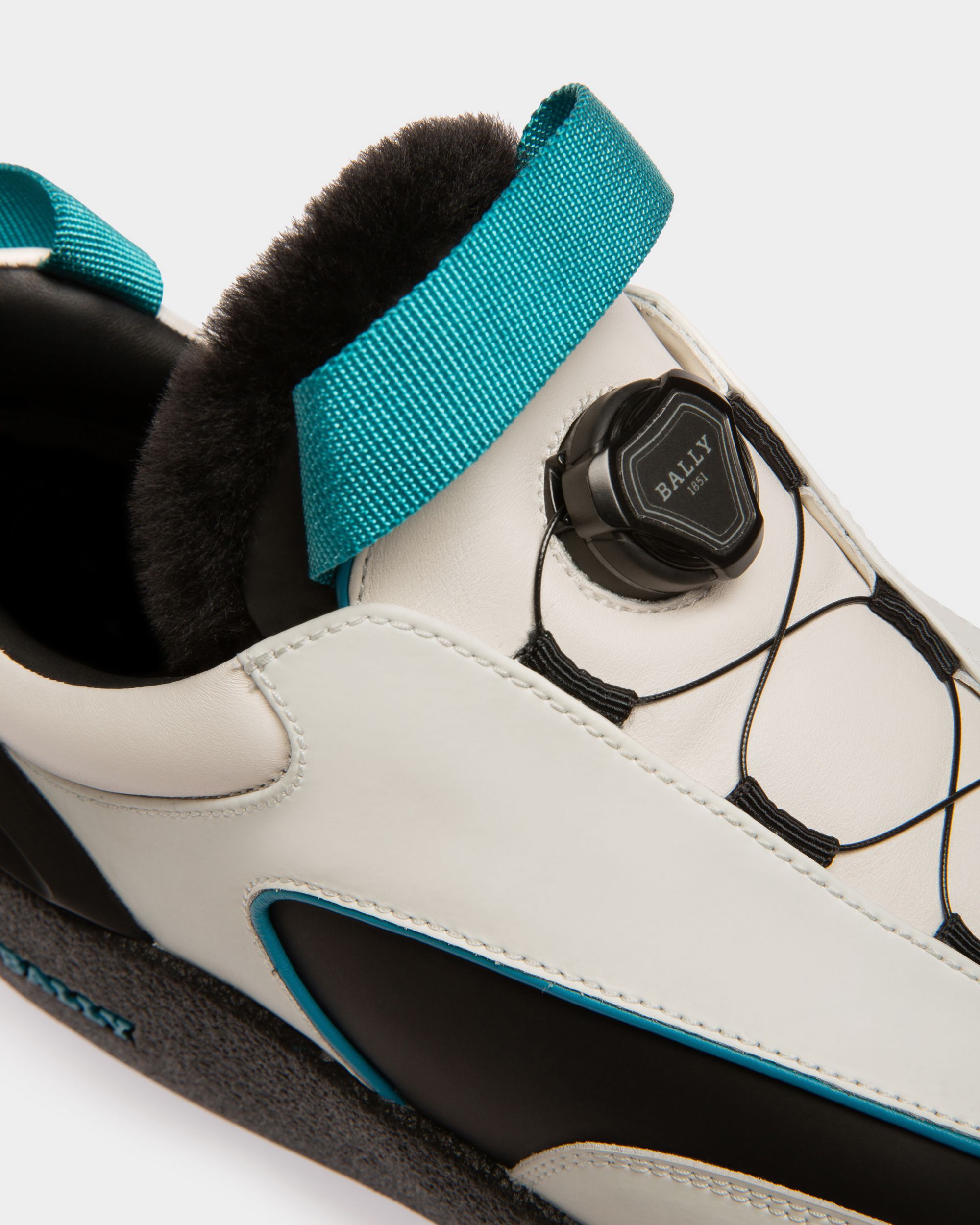 Bally Global - Curtys Leather Snow Boots In White & Black - Multicolor